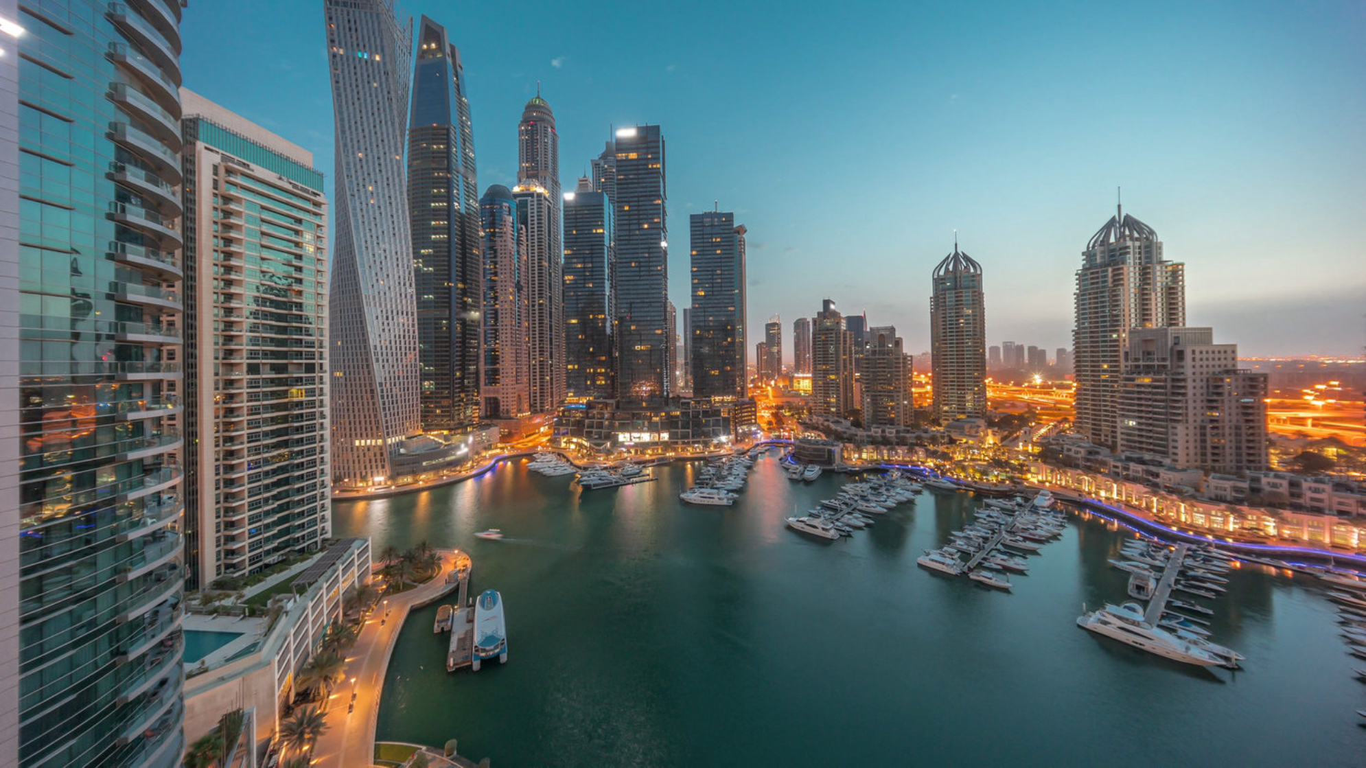 У отеля удобное расположение. До ключевых достопримечательностей можно дойти пешком. shutterstock.com