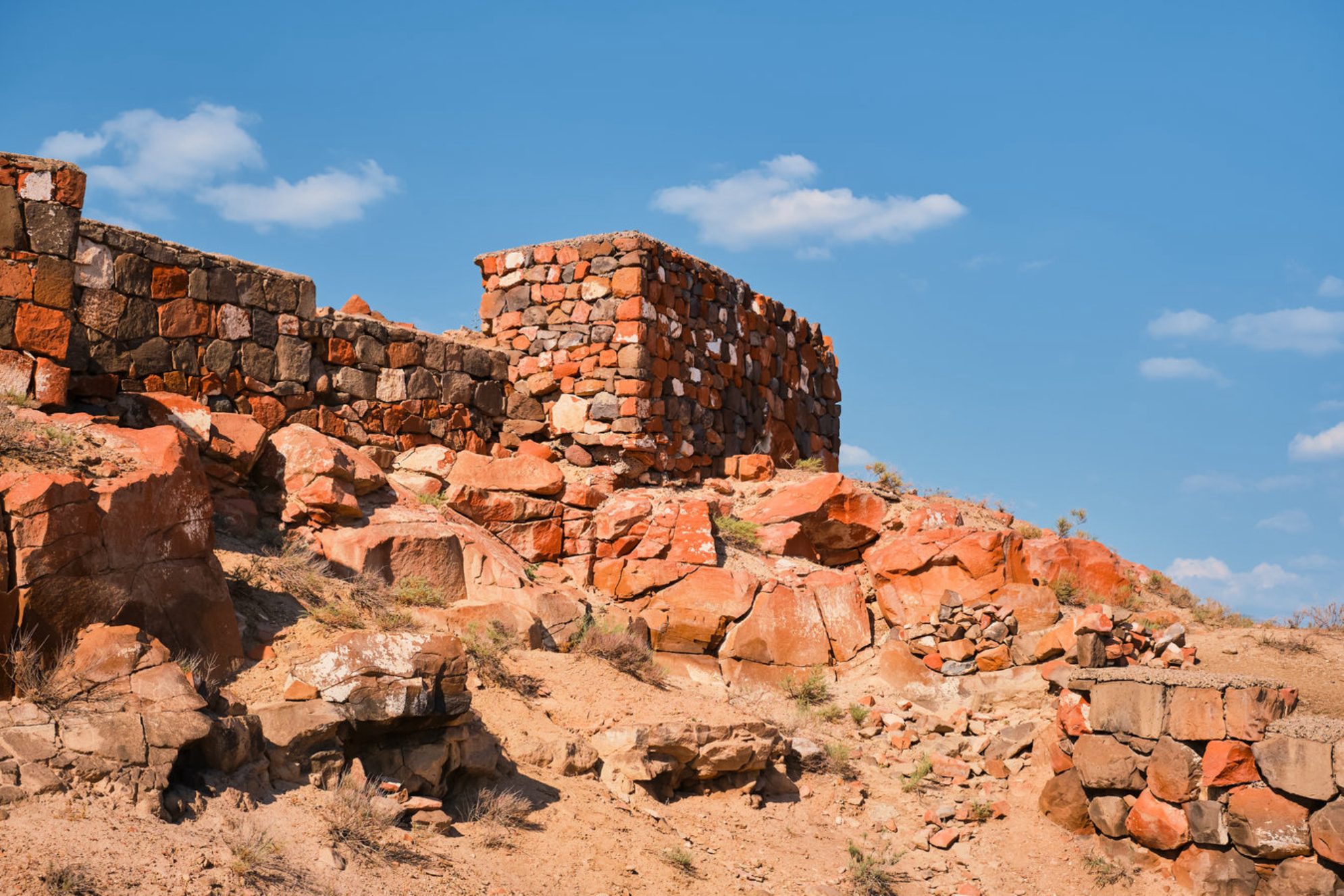 Руины Эребуни. shutterstock.com