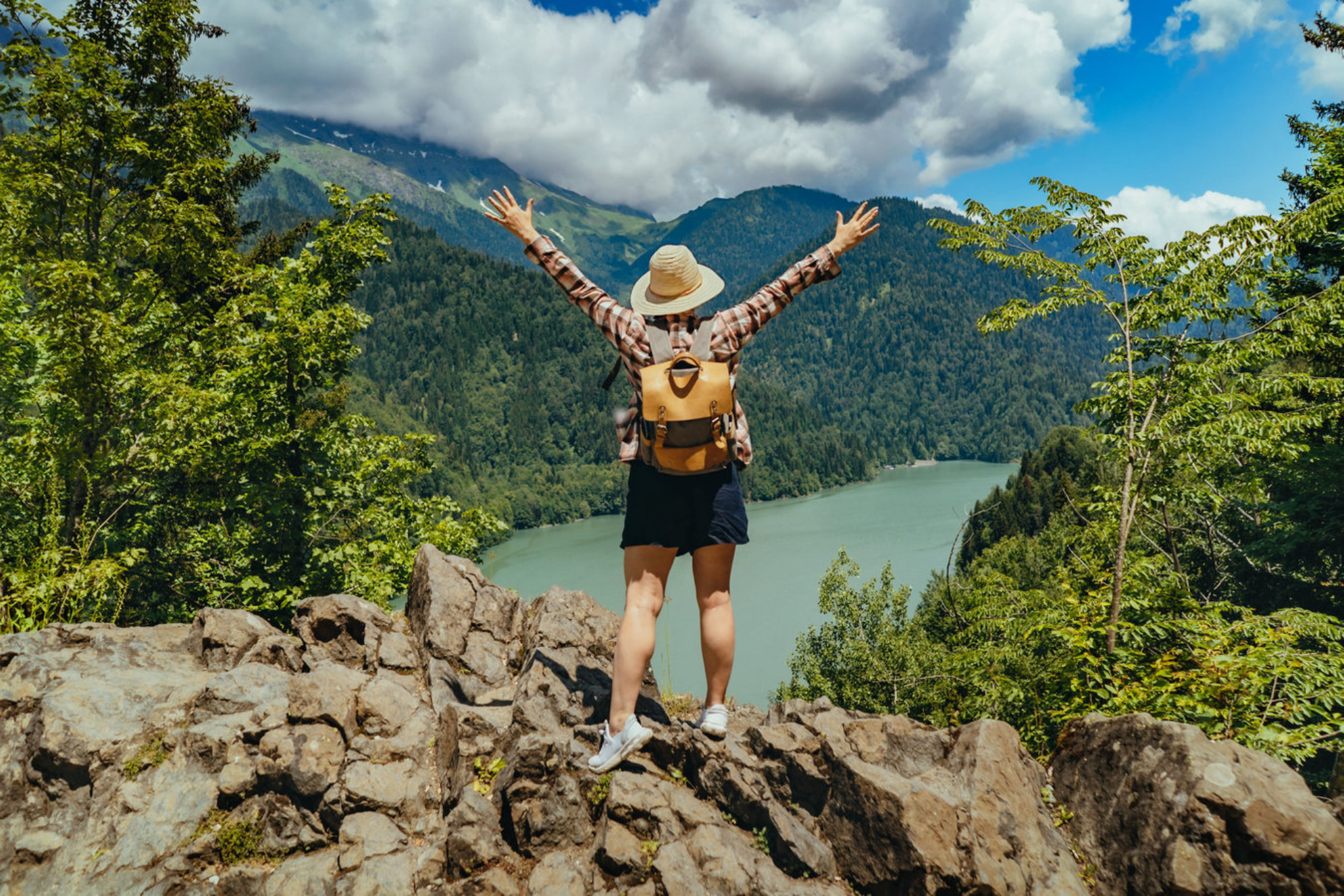 Сухум, Черниговка и термальные источники: лучшее из Абхазии за один день