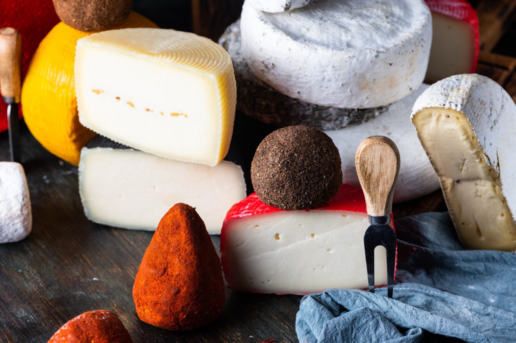 Коллекция сыров.