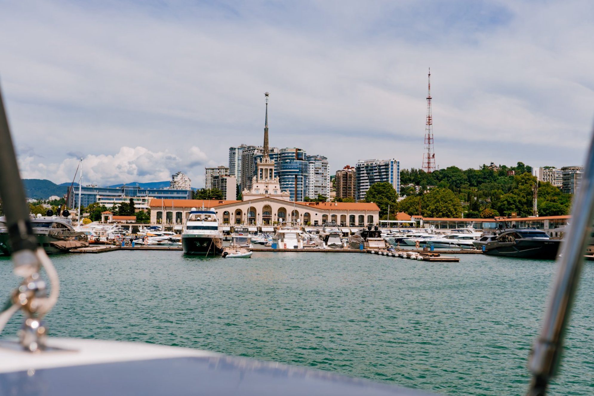 Сочи летом.