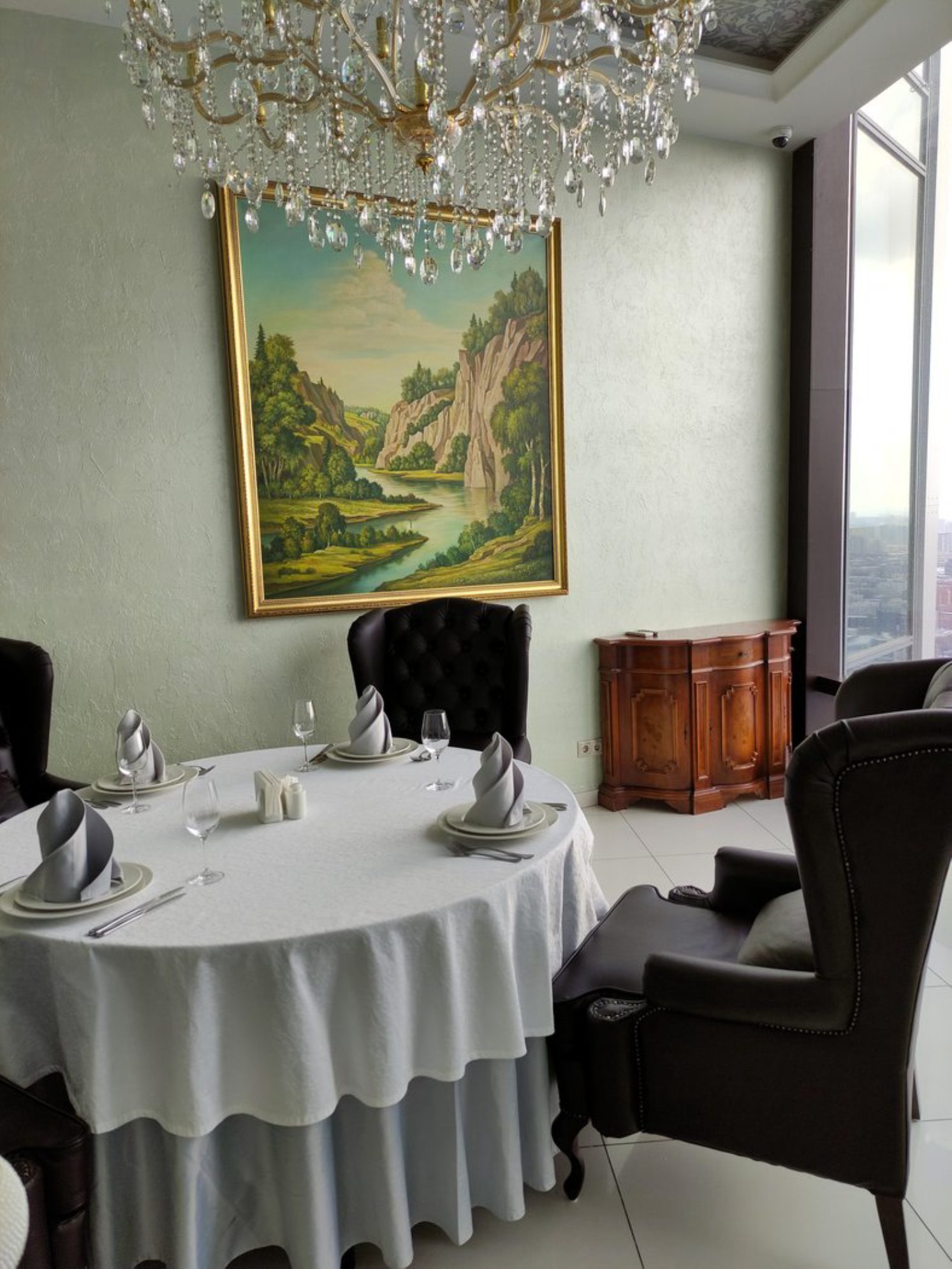 Отдельный зал для встреч в ресторане «Вертикаль».Автор фото: Любовь Федорова