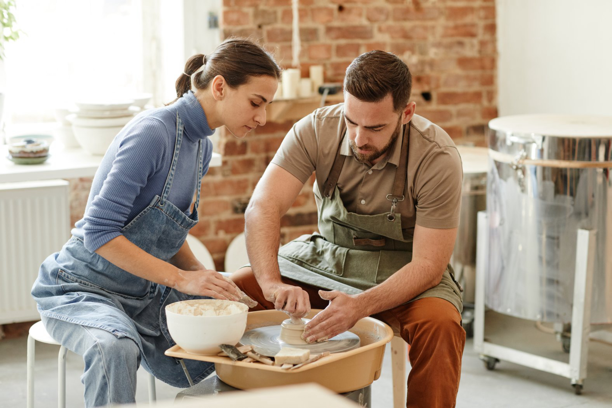 Свидание за гончарным кругом.