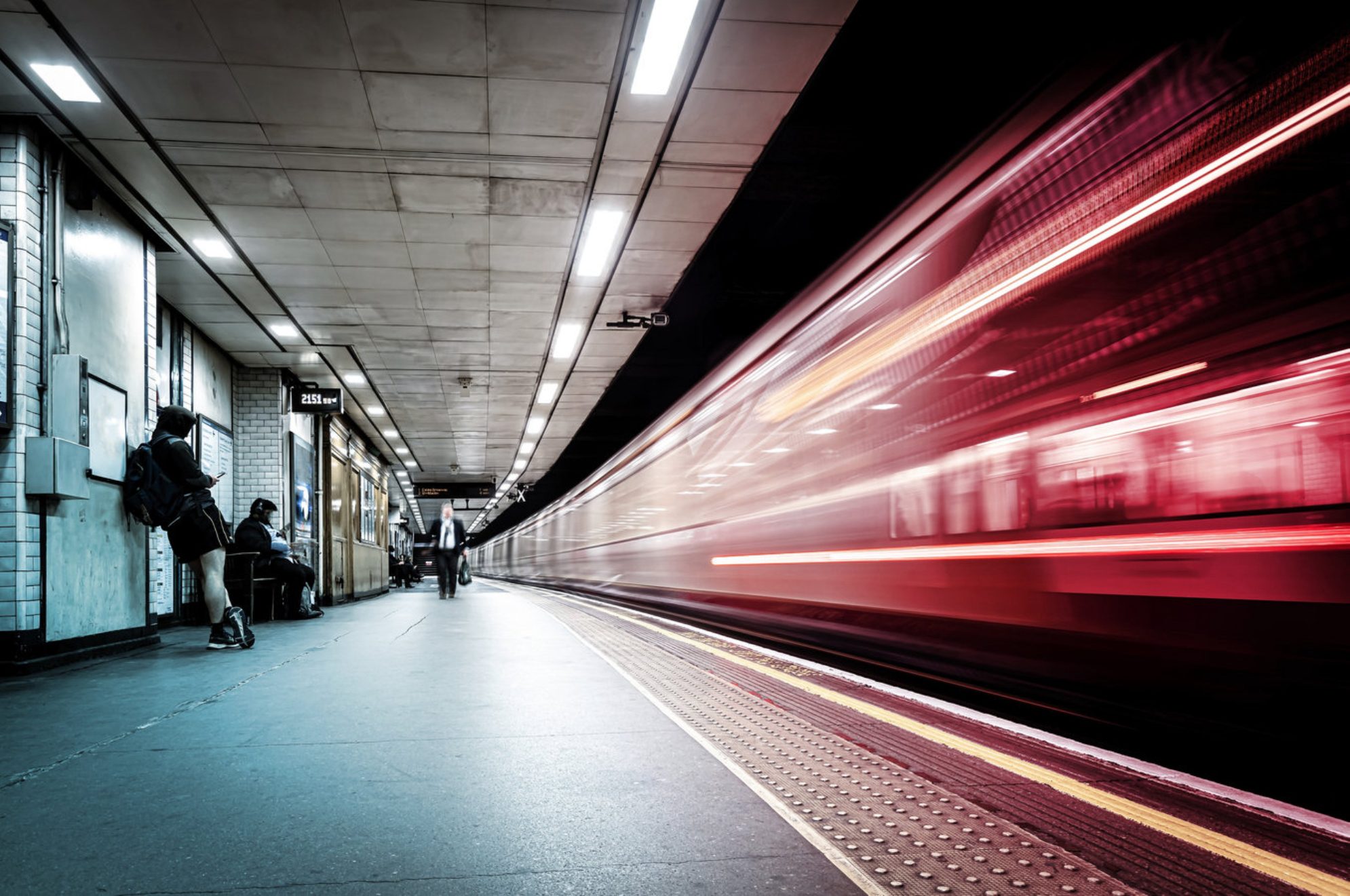 Лондонская подземка - популярная локация многих фильмов. Здесь витает особая атмосфера. Источник: Shutterstock