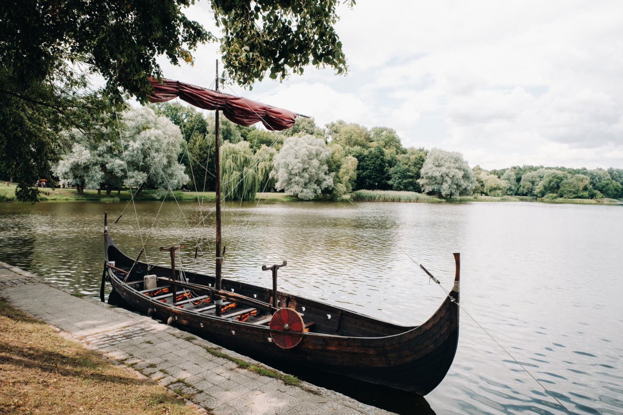 Экскурсия подарит незабываемые эмоции, где каждый сможет почувствовать себя викингом.Источник фото: elements.envato.com