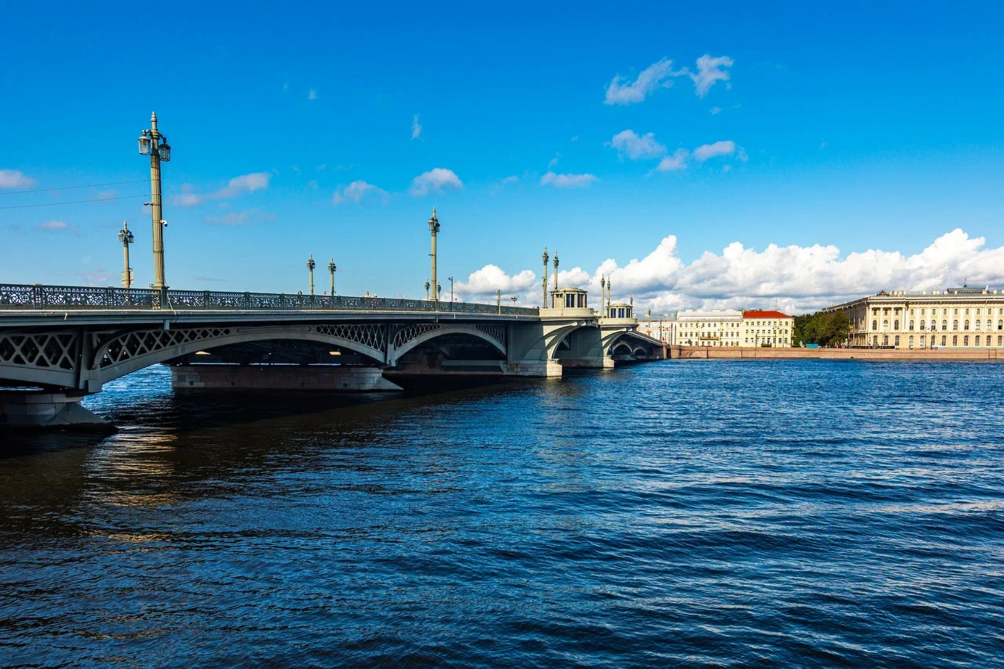 Благовещенский мост.Источник фото: Лицензионный фотобанк СПб ГБУ "ГТИБ"Автор: Лицензионный фотобанк СПб ГБУ "ГТИБ"