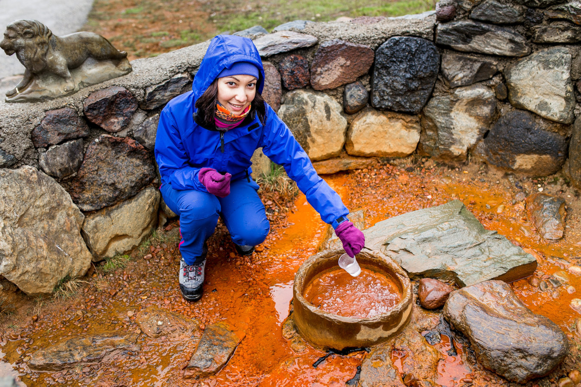 Минеральная вода Нарзан. Shutterstock. 