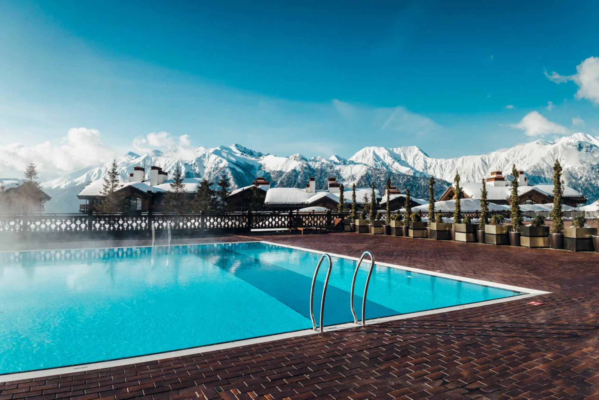 Отель Поляна 1389 Отель и СПА 5*, село Эстосадок, Сочи, Россия.