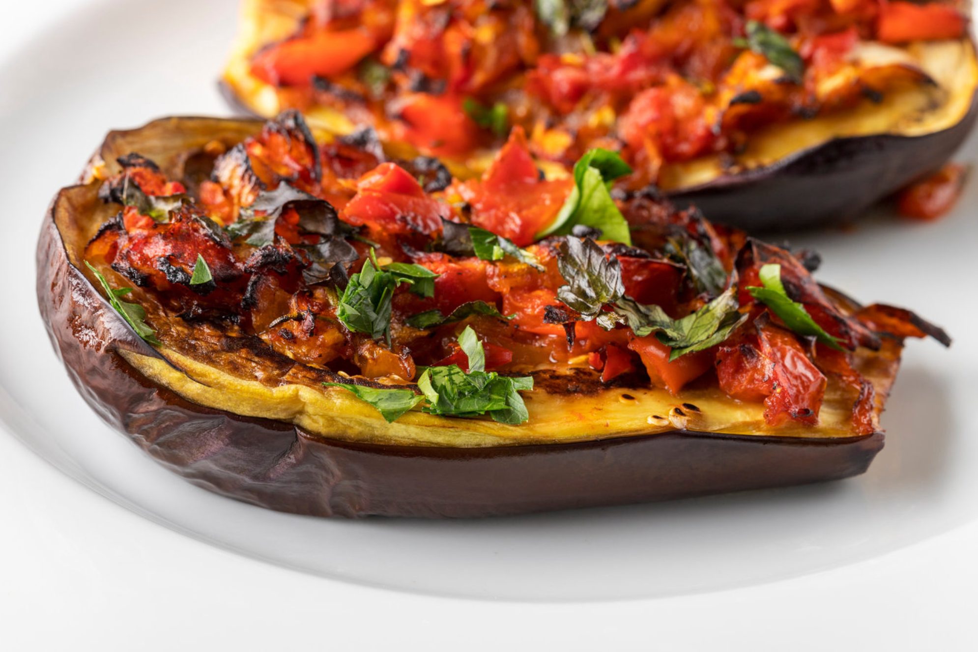 Турецкая закуска из баклажанов - имам‑баялды. Источник фото: shutterstock.com