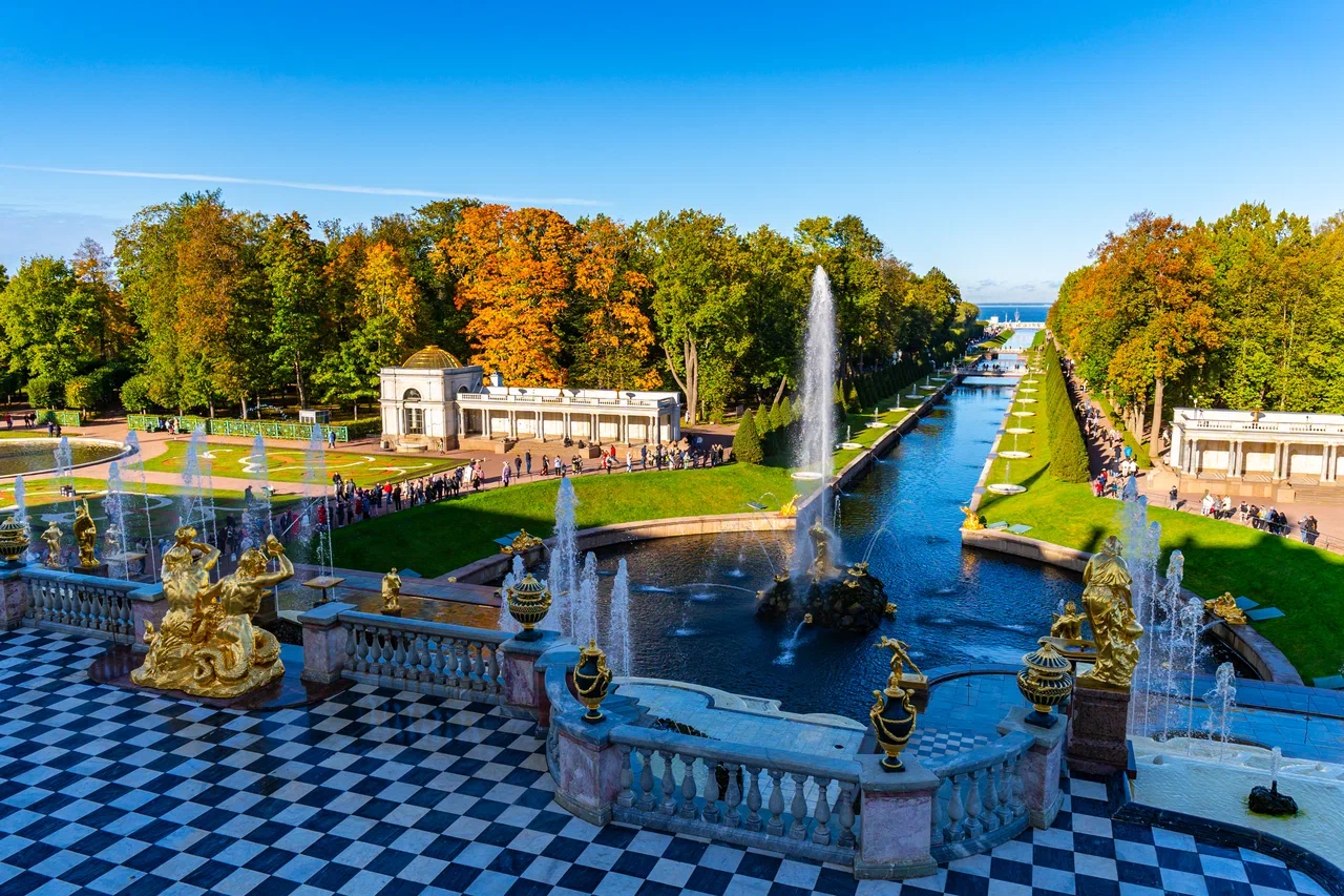 Петергоф.Источник фото: Яндекс.ДискАвтор фото: Лицензионный фотобанк «СПб ГБУ ГТИБ»