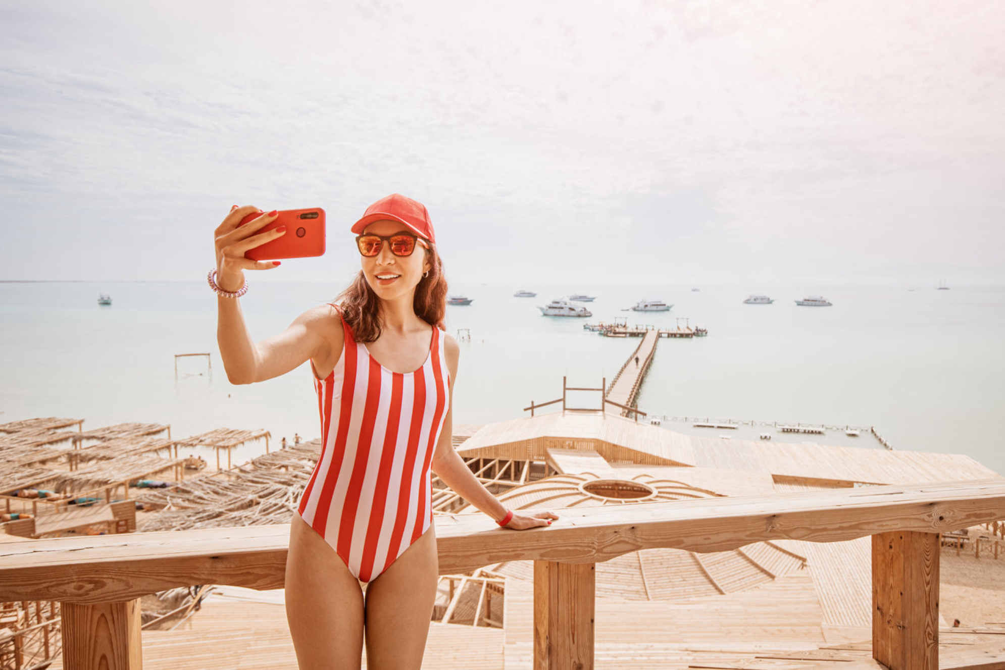 Бронируйте тур заранее и сравнивайте цены у разных туроператоров. Источник: Shutterstock