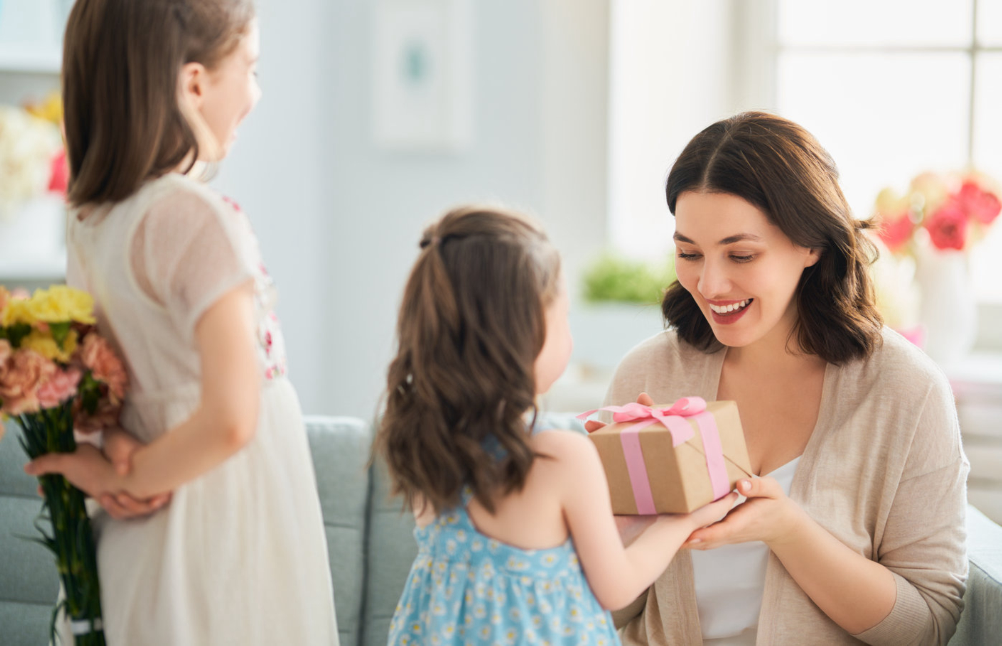 Выбирайте подарок, исходя из интересов и вкусов вашей мамы. Источник: Shutterstock