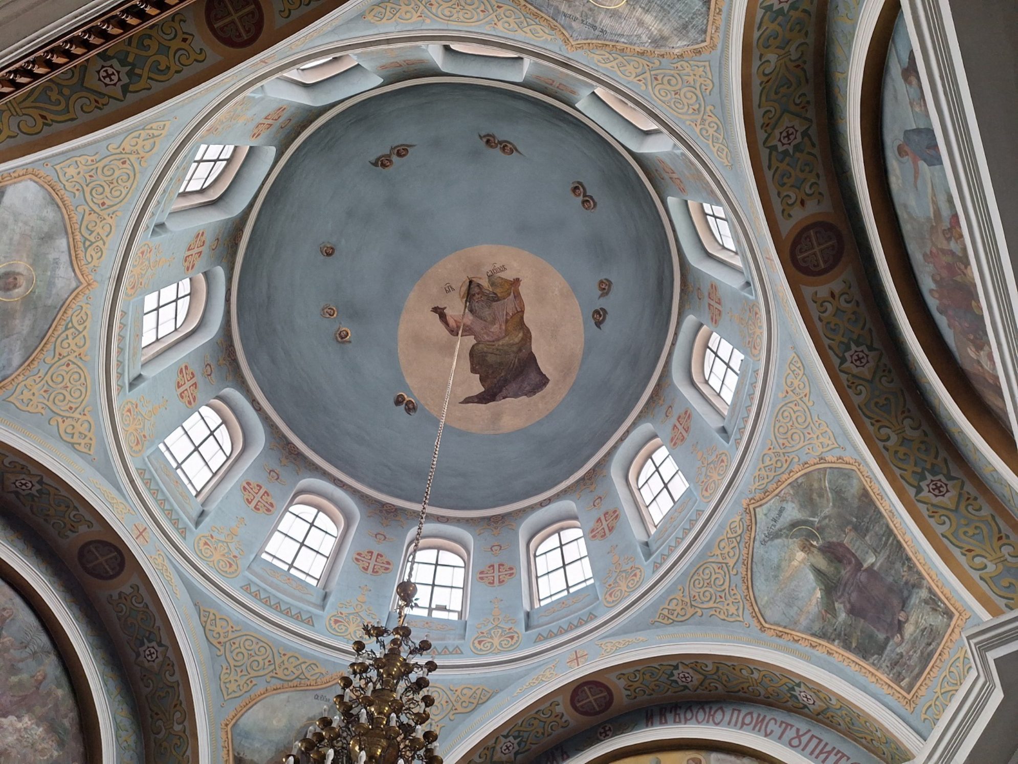 Михайло-Архангельская церковь внутри, Бирск. Автор фото: Ирина Дорофеева