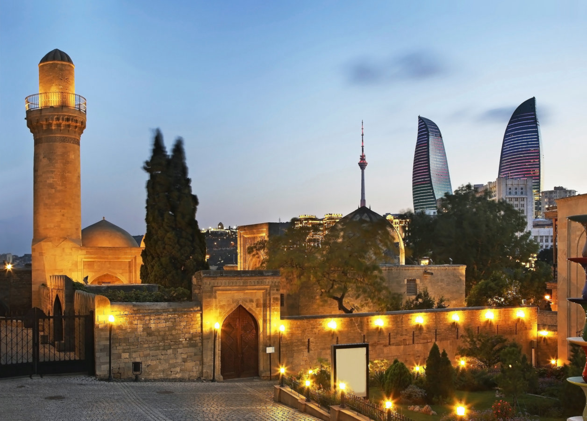Сердце Баку: Двухчасовая Прогулка по Древнему Ичери-шехер