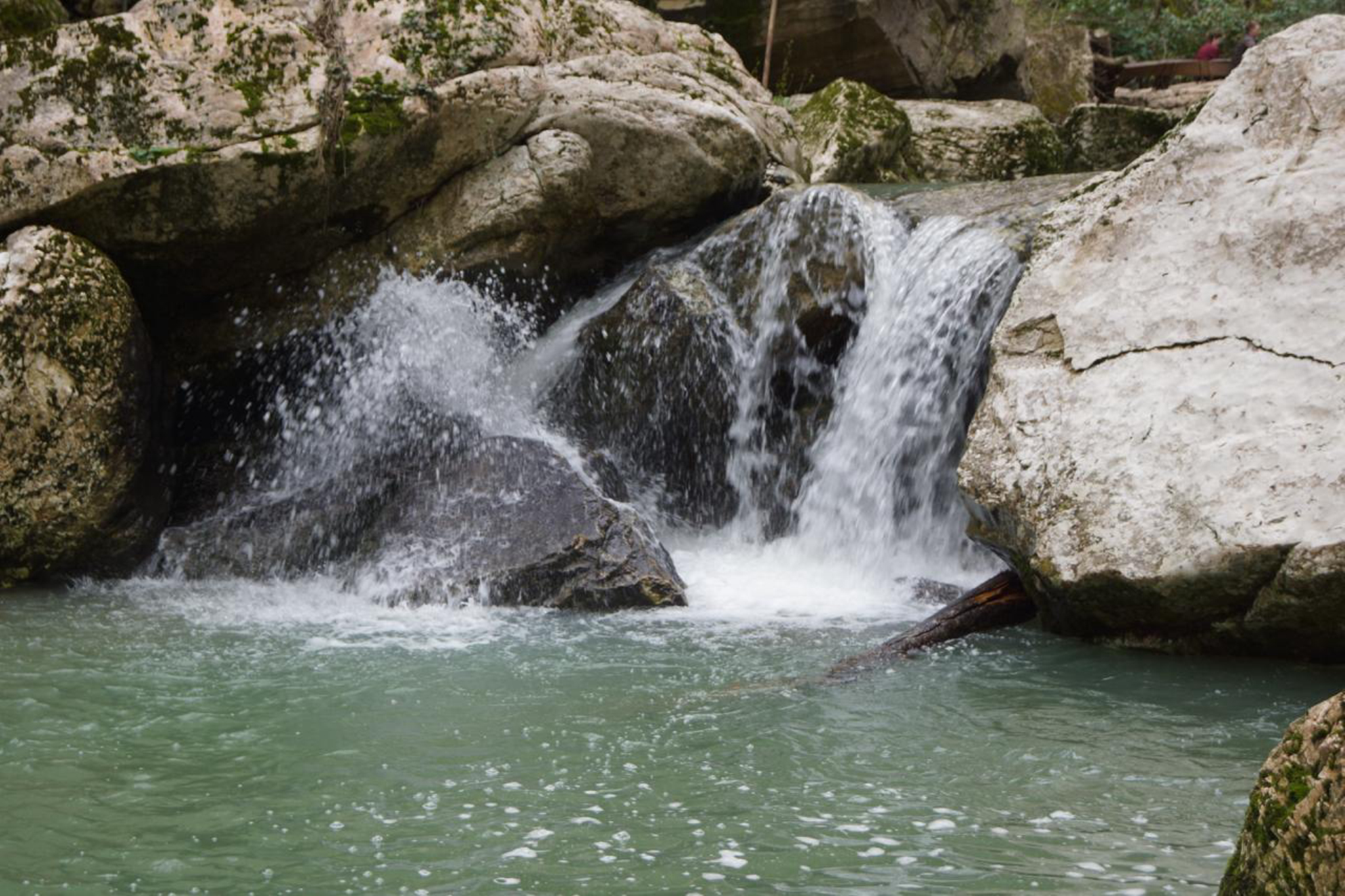 Один из водопадов. Источник: Travelto.ru. Автор: Марина Тихомирова