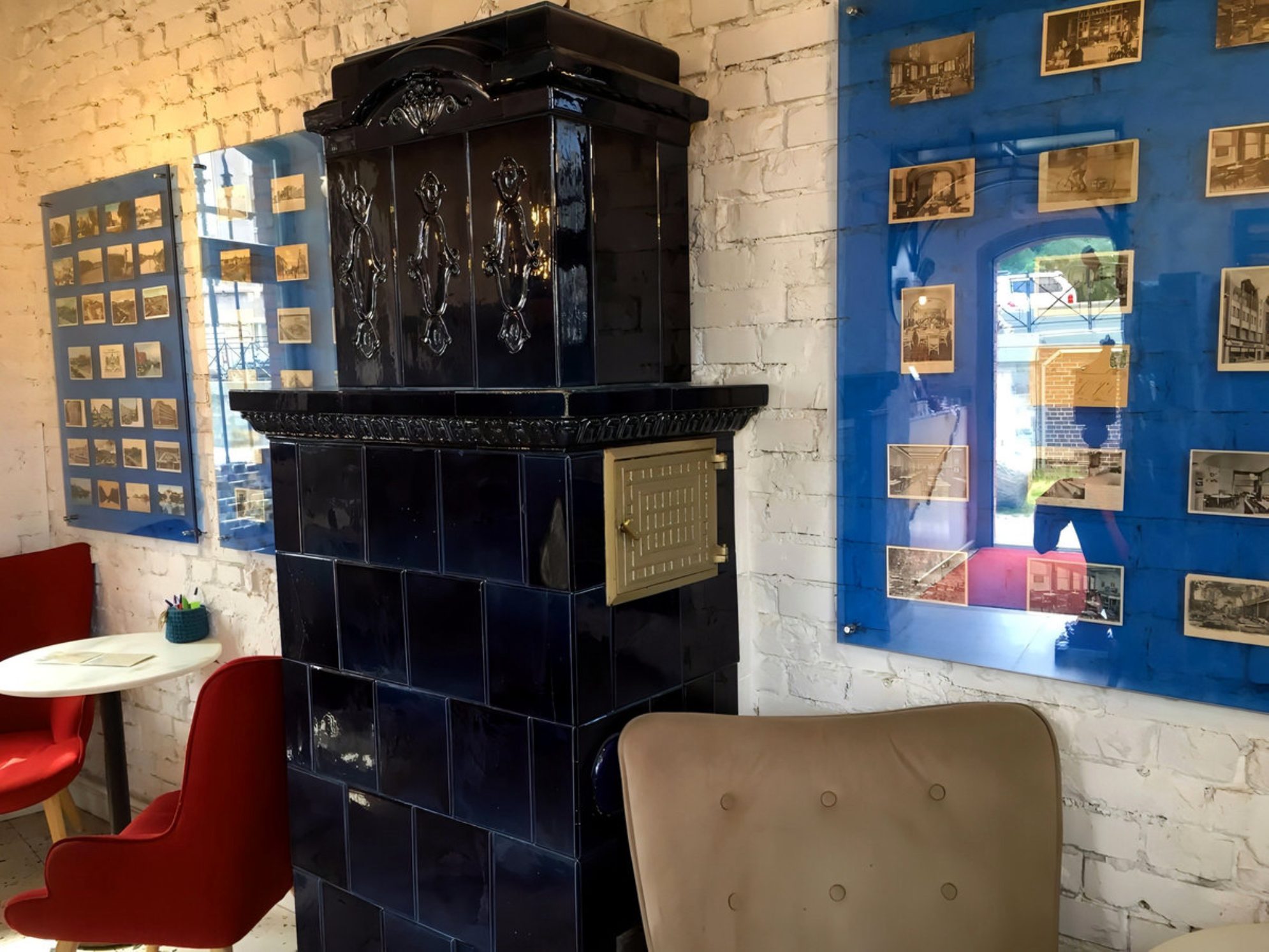 Музей почтовых открыток, Экспозиция первого этажа, Калининград. Автор фото: Любовь Федорова