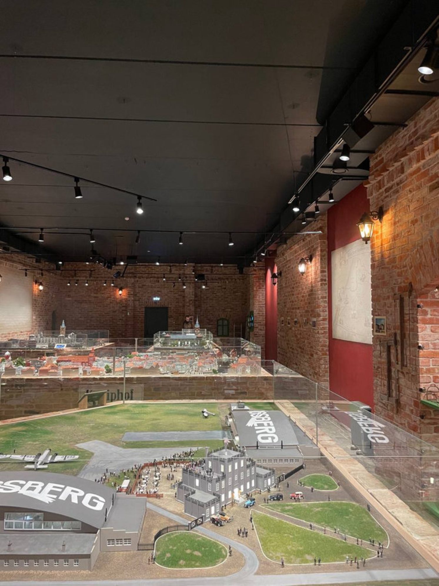 Небольшой, но насыщенный интересными макетами зал. Автор фото: Анастасия Рейзес