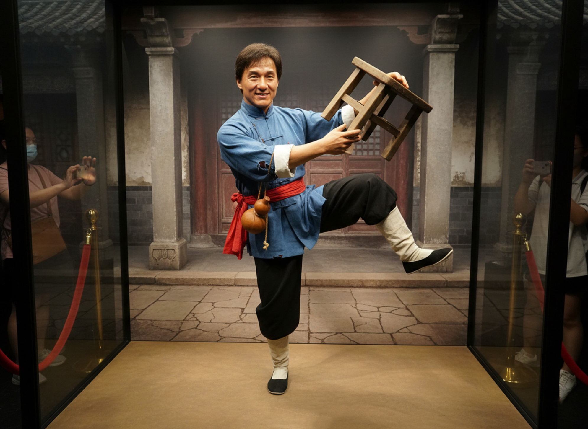 Как могла бы выглядеть восковая фигура Джеки Чана в музее
