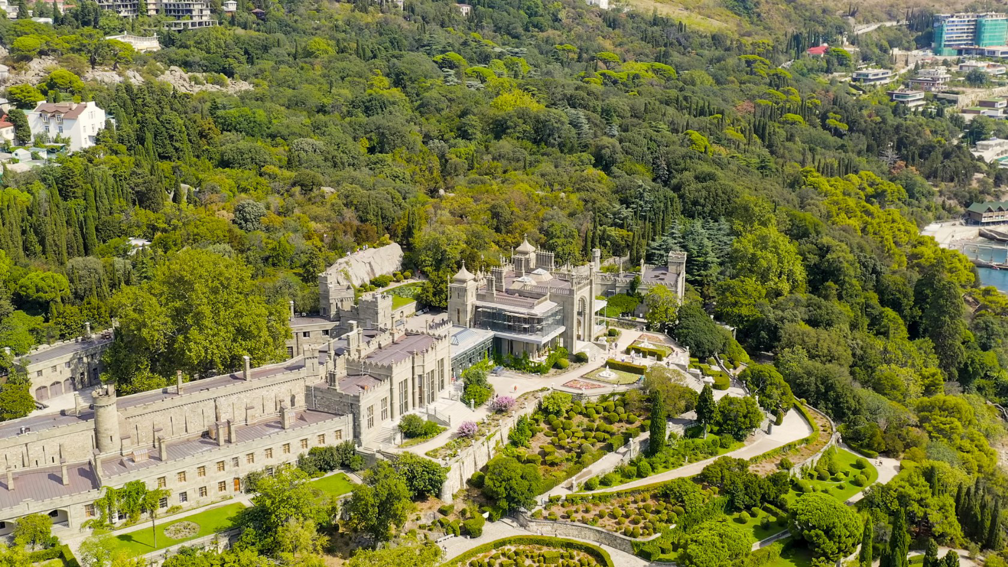 Посещение Воронцовского дворца и парка оставит только приятные впечатления shutterstock.com