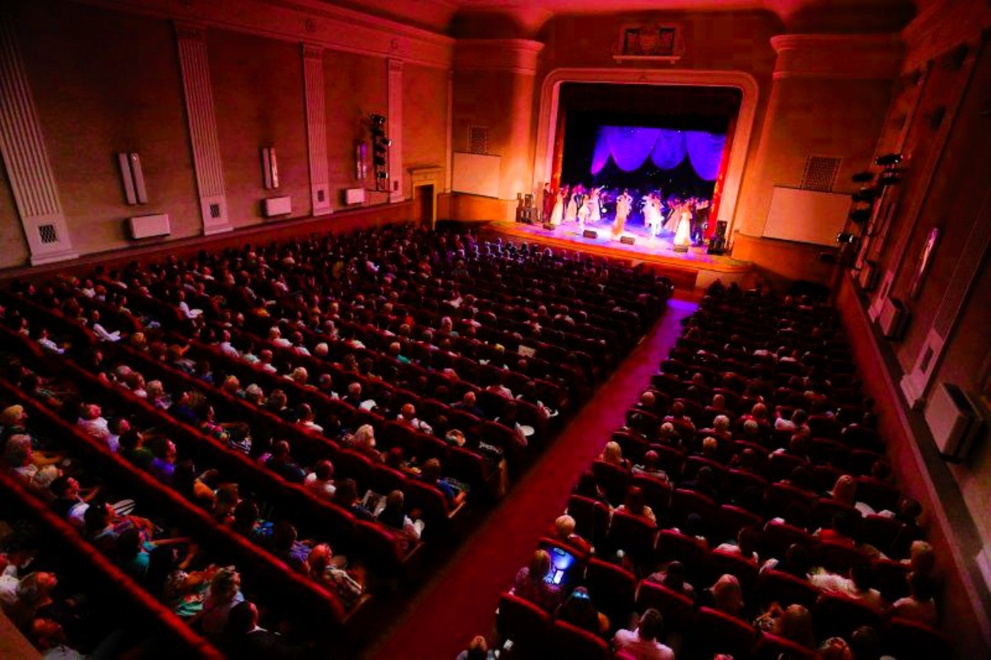 Основная сцена театра.
Автор фото: Любовь Федорова