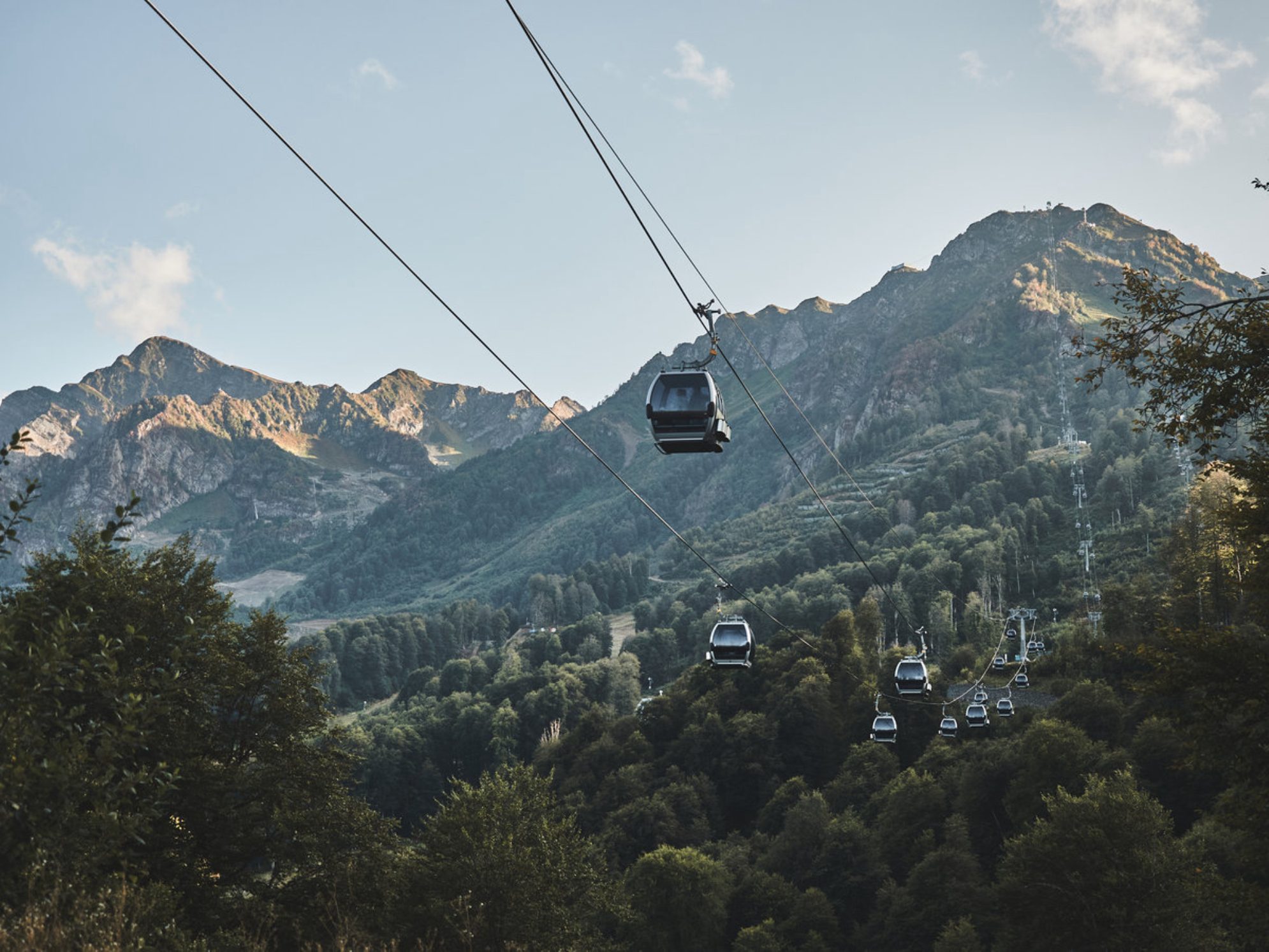 Вдохновляющие виды на природу Кавказа. Shutterstock