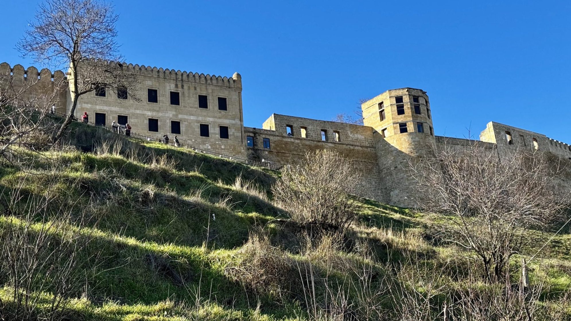 Крепость Нарын-Кала с другого ракурса.Автор фото: Лазарева Кристина