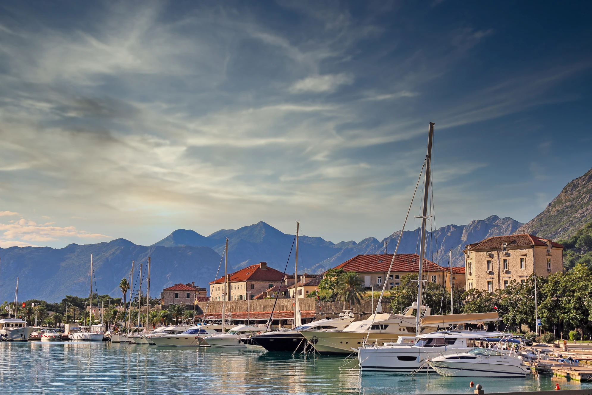 Старый город Котора в Черногории. Источник: Shutterstock