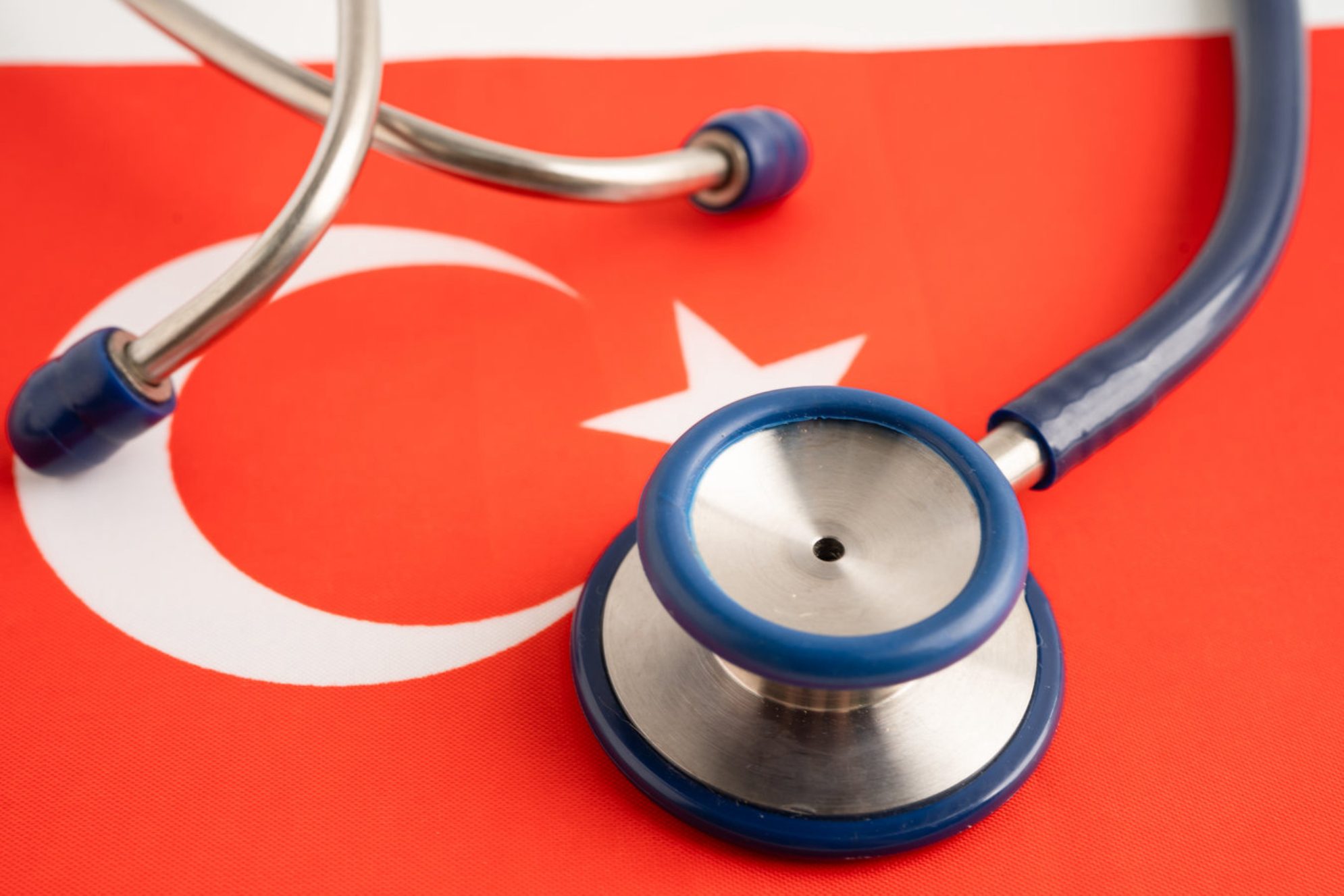 При первых симптомах (диарея, рвота, головокружение, сильная жажда) немедленно обратитесь к врачу. Источник: Shutterstock