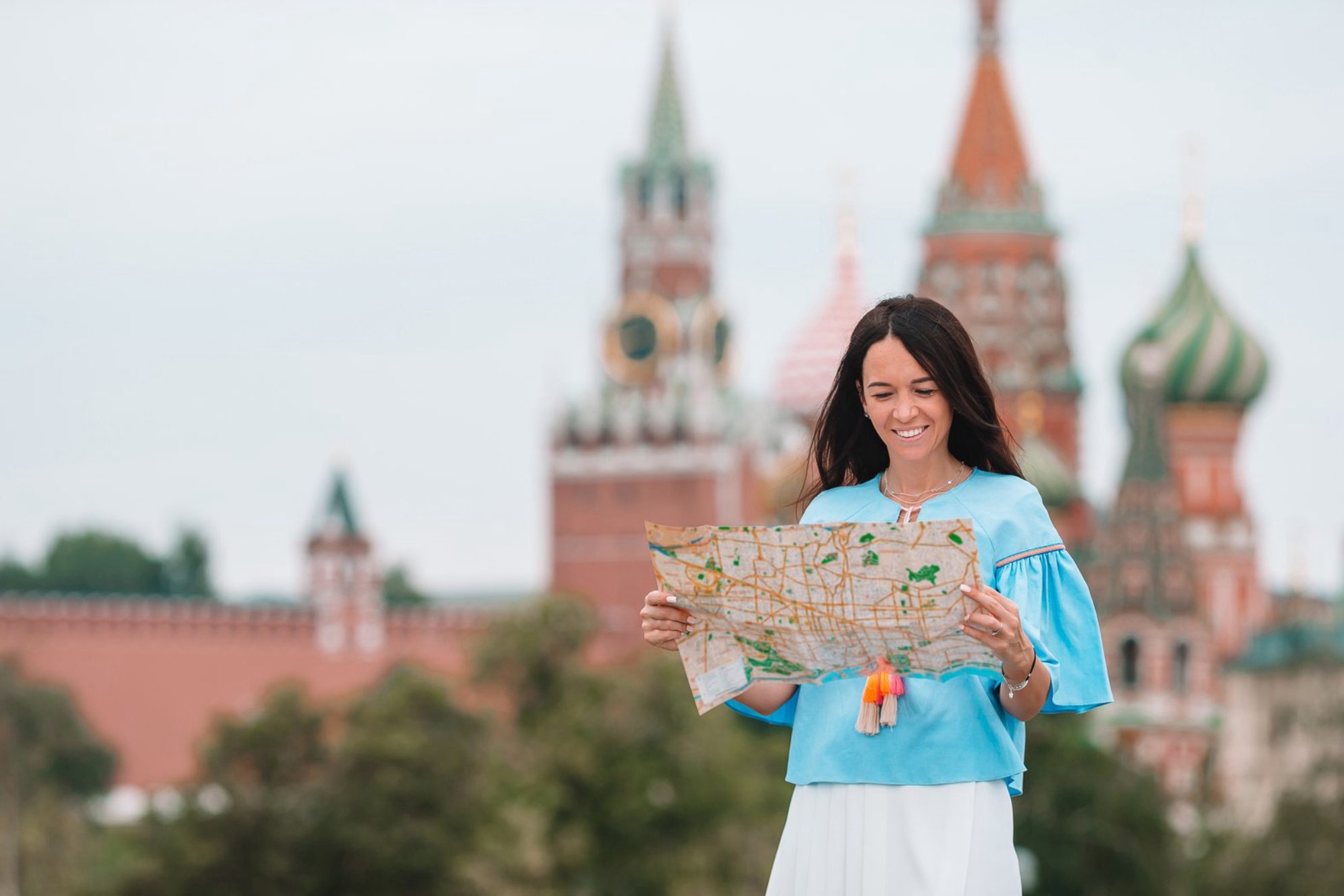 Причалы расположены в разных частях Москвы. Можно выбрать подходящее направление и отправиться в круиз там, где вам удобнее. Источник фото: elements.envato.com