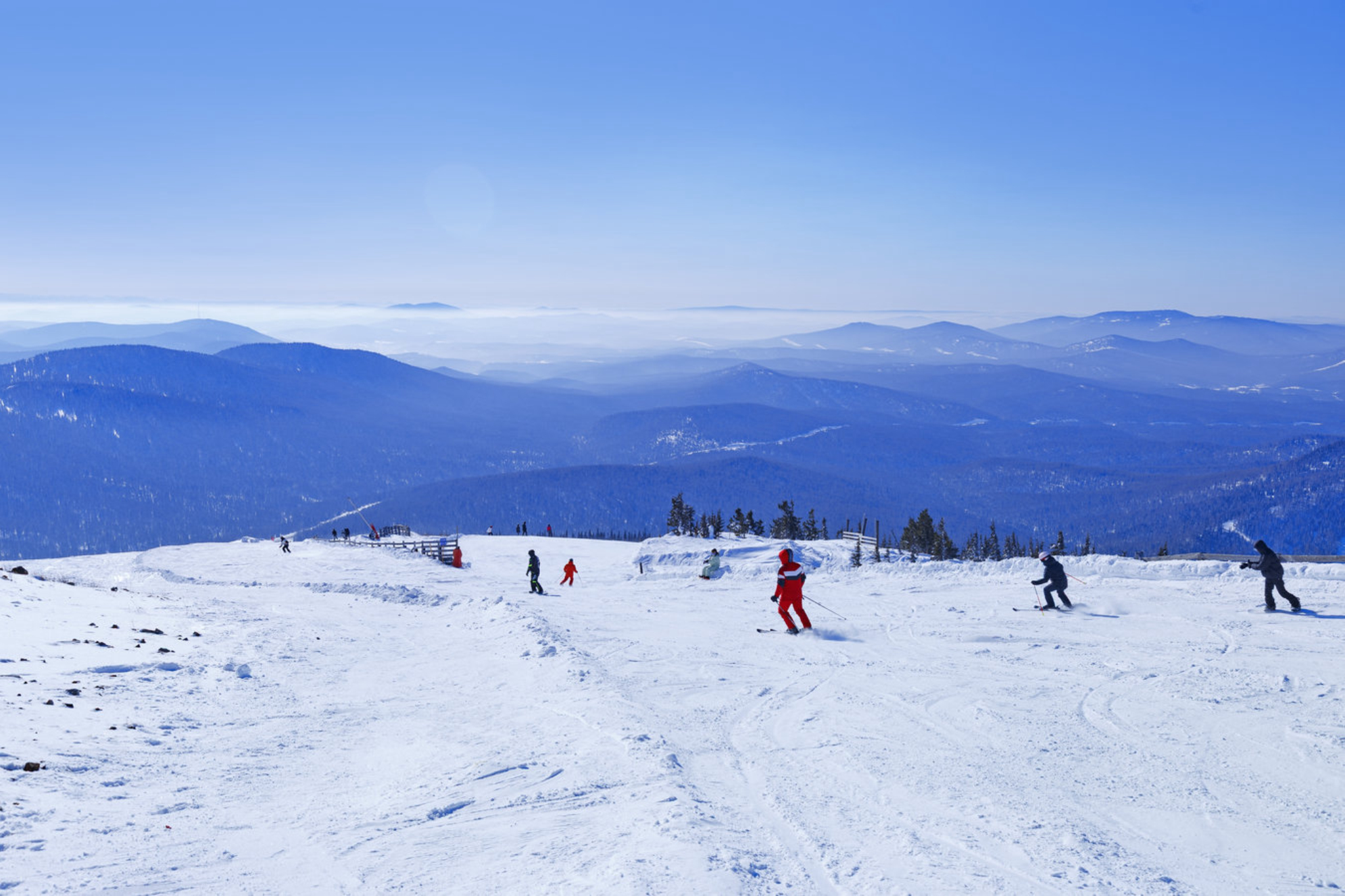 Вид с вершины Зеленой горы. Shutterstock.com