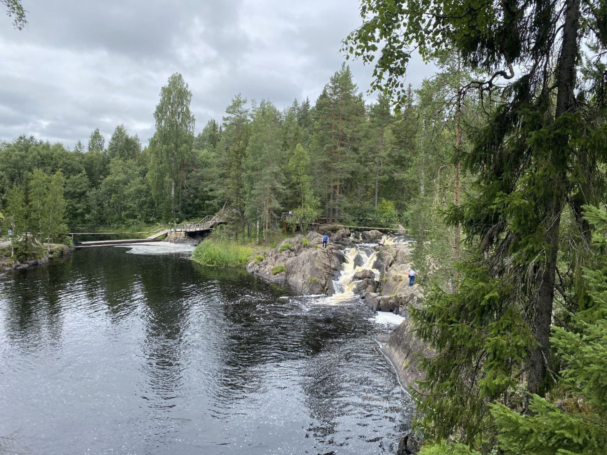 Рускеальские водопады. Автор фото: Александр Мокин