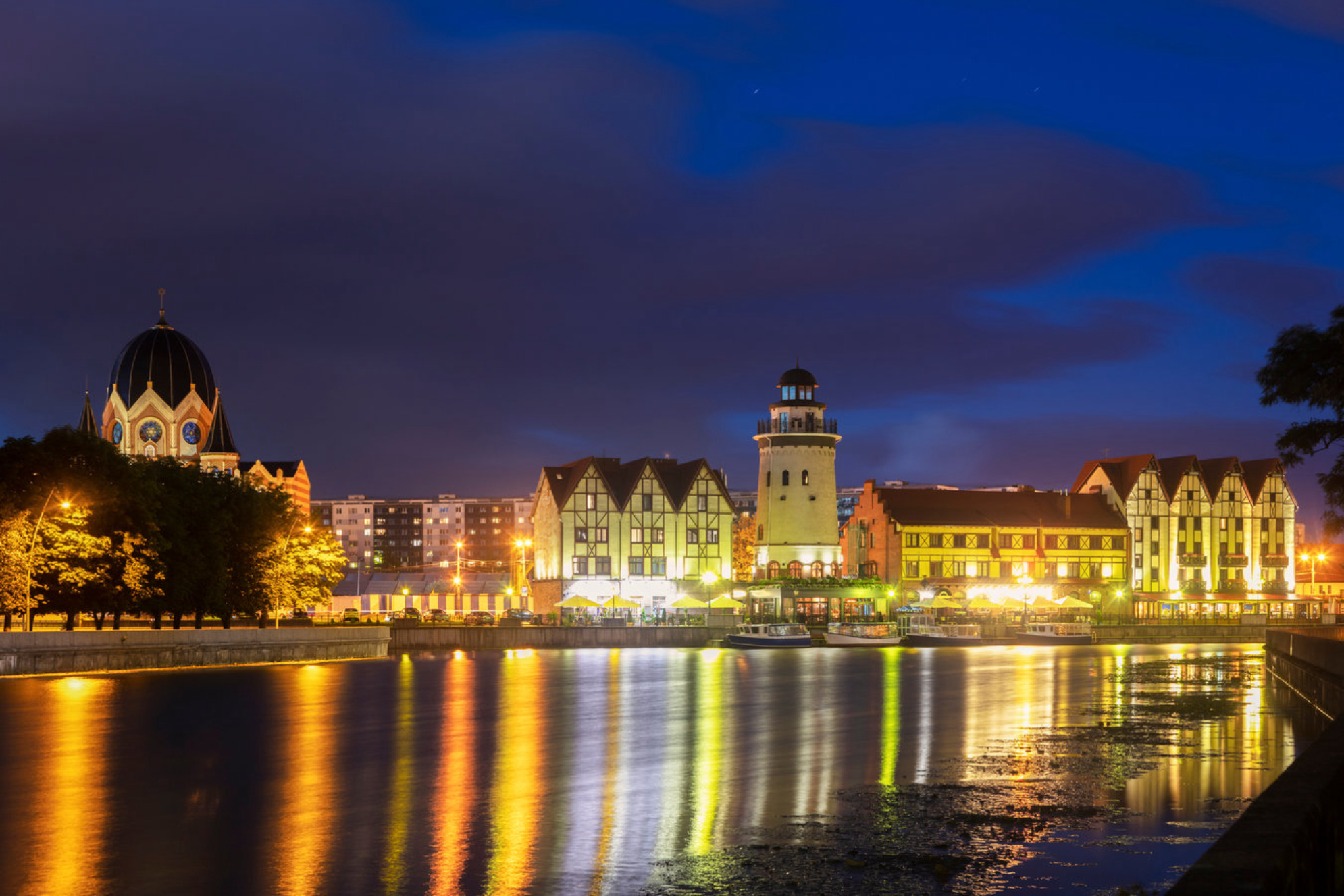 Откройте для себя вечерний Калининград: автобусная экскурсия по историческому Кенигсбергу