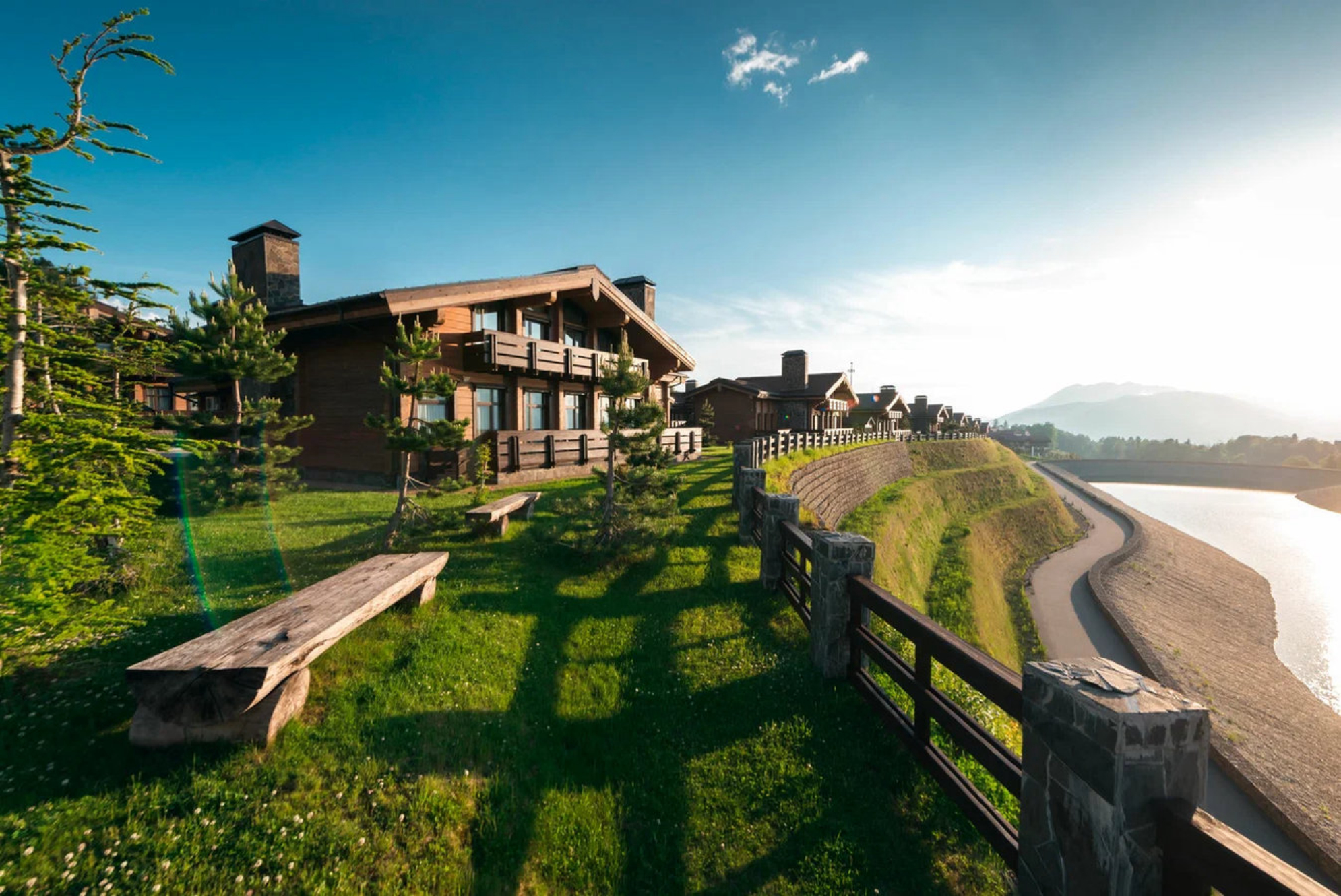 Отель Поляна 1389 Отель и СПА 5*, село Эстосадок, Сочи, Россия.