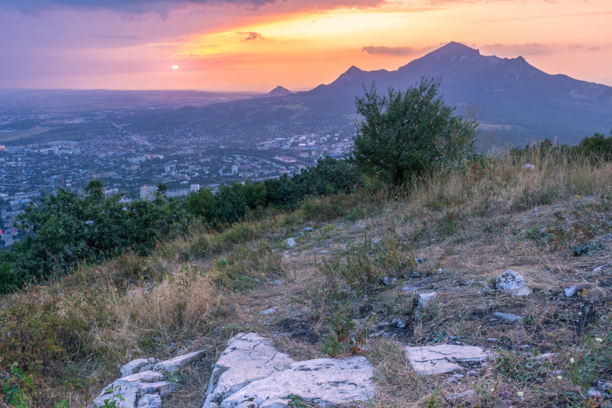 Для безопасных подземных приключений лучше выбрать оборудованные пещеры региона. Источник: Shutterstock