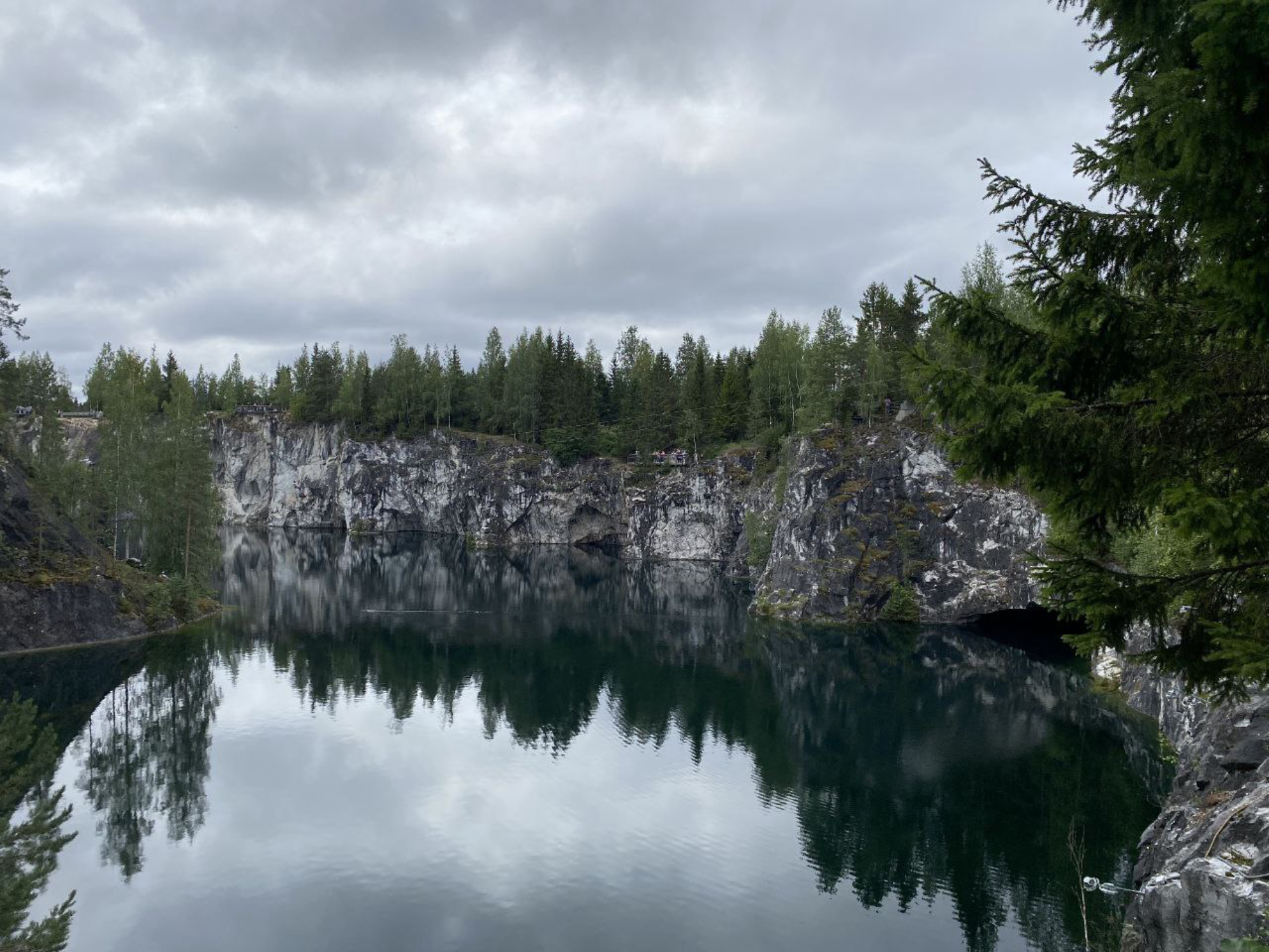 Рускеала: мраморное сердце Карелии и ее природное чудо