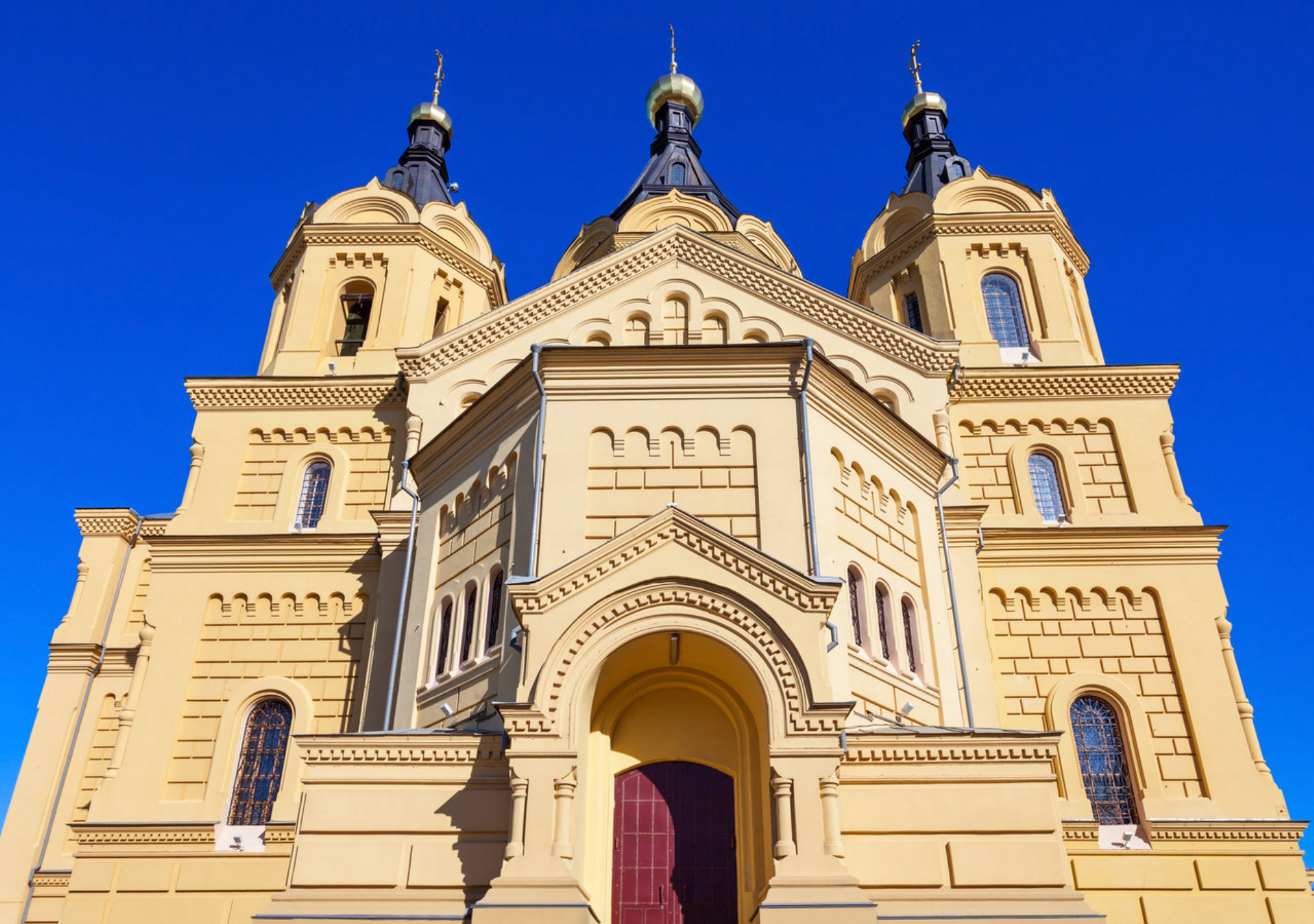 87-метровый исполин на Стрелке Shutterstock