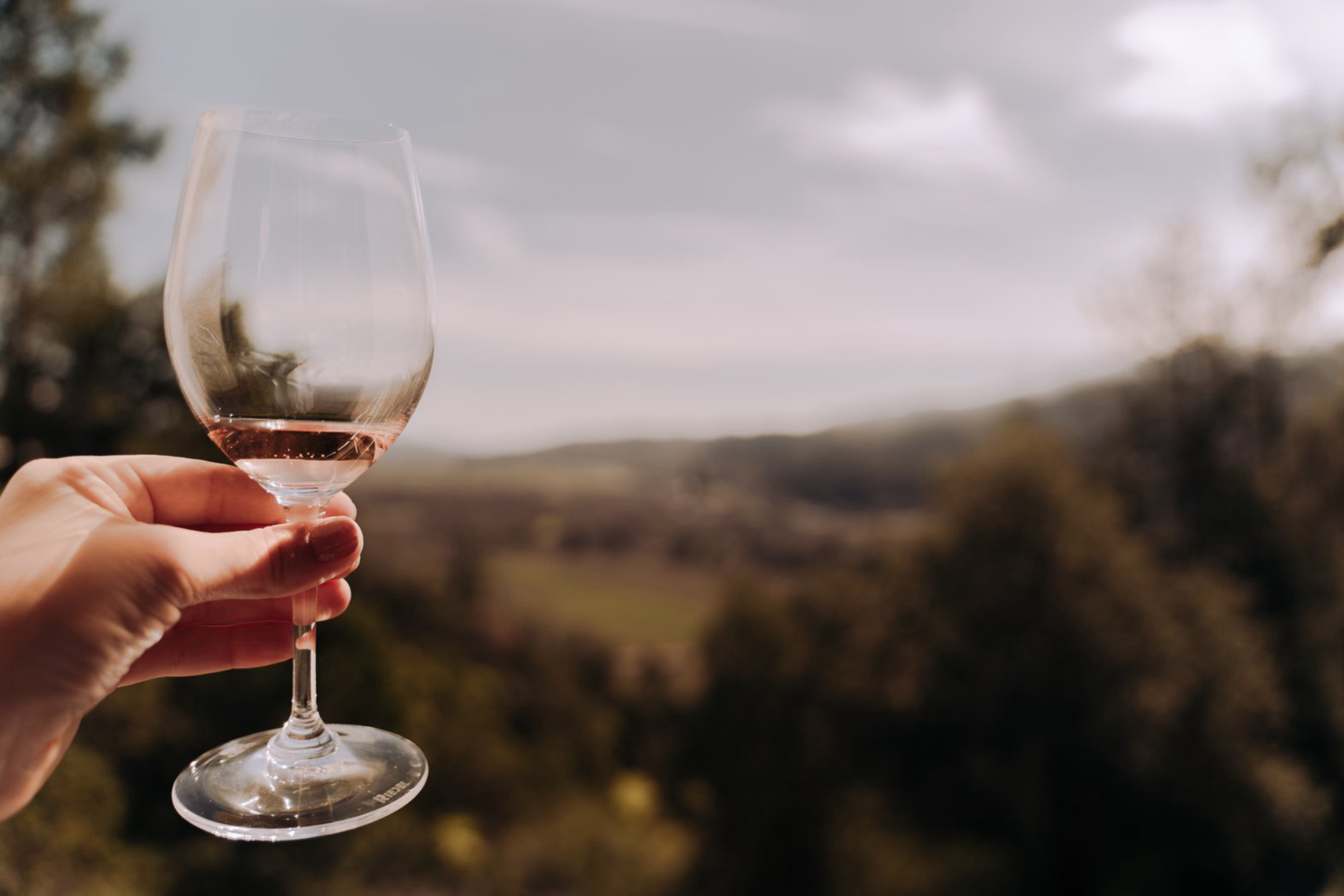 Воздержитесь от алкоголя в общественных местах в Дагестане elements.envato.com