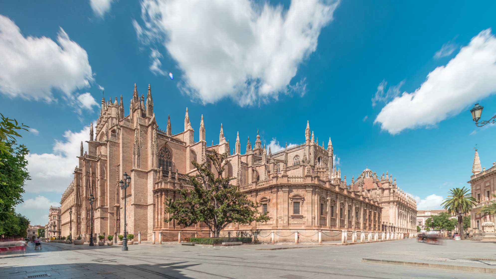 ТОП‑5 стран с красивой архитектурой: куда поехать в 2025 году