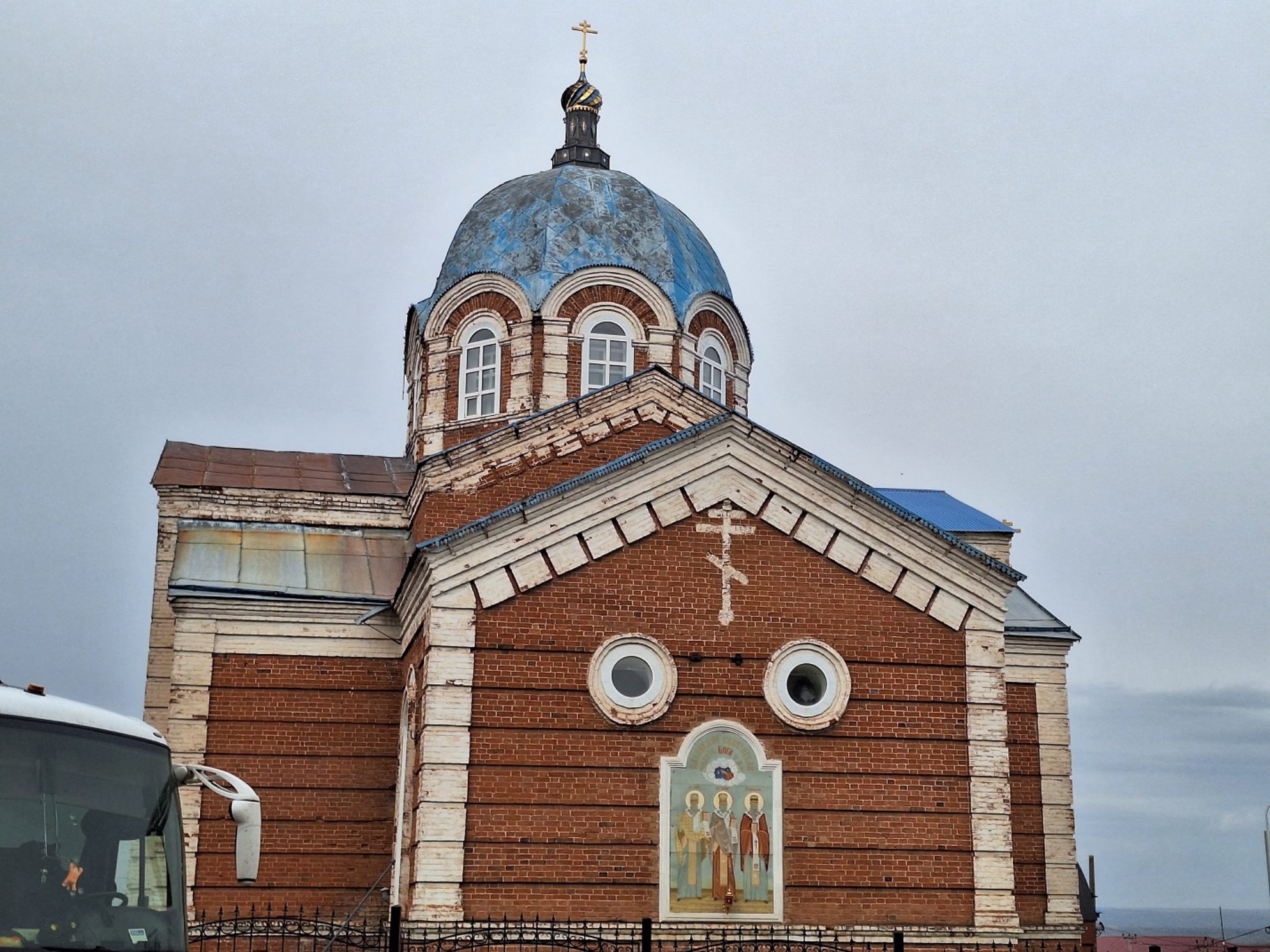 Храм Трех Казанских Святителей, Бирск. Автор фото: Ирина Дорофеева