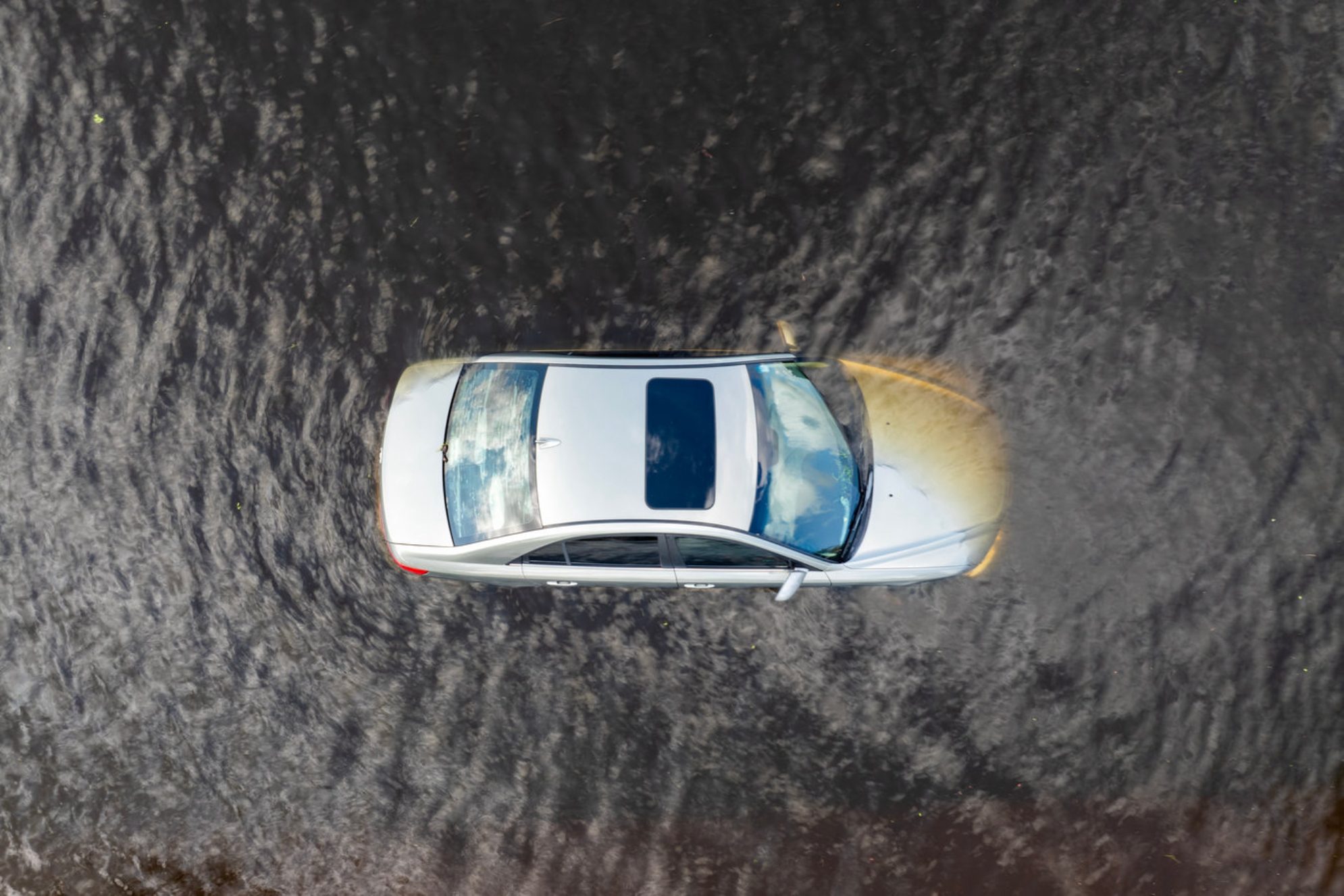 Власти характеризуют обстановку как сложную, но контролируемую. shutterstock.com