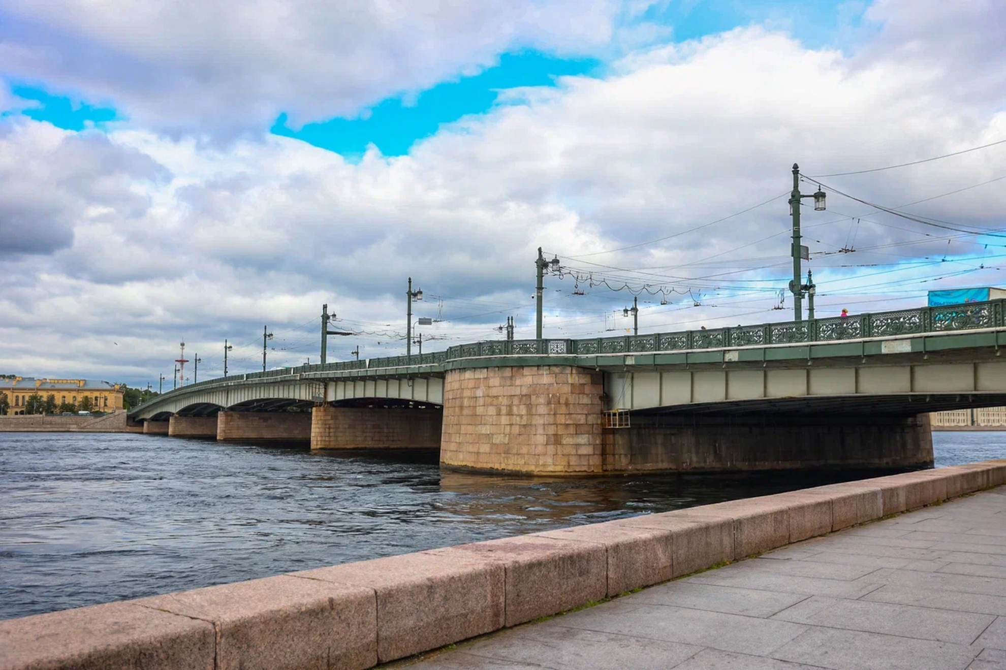 Литейный мост.Источник фото: Лицензионный фотобанк СПб ГБУ "ГТИБ"Автор: Лицензионный фотобанк СПб ГБУ "ГТИБ"