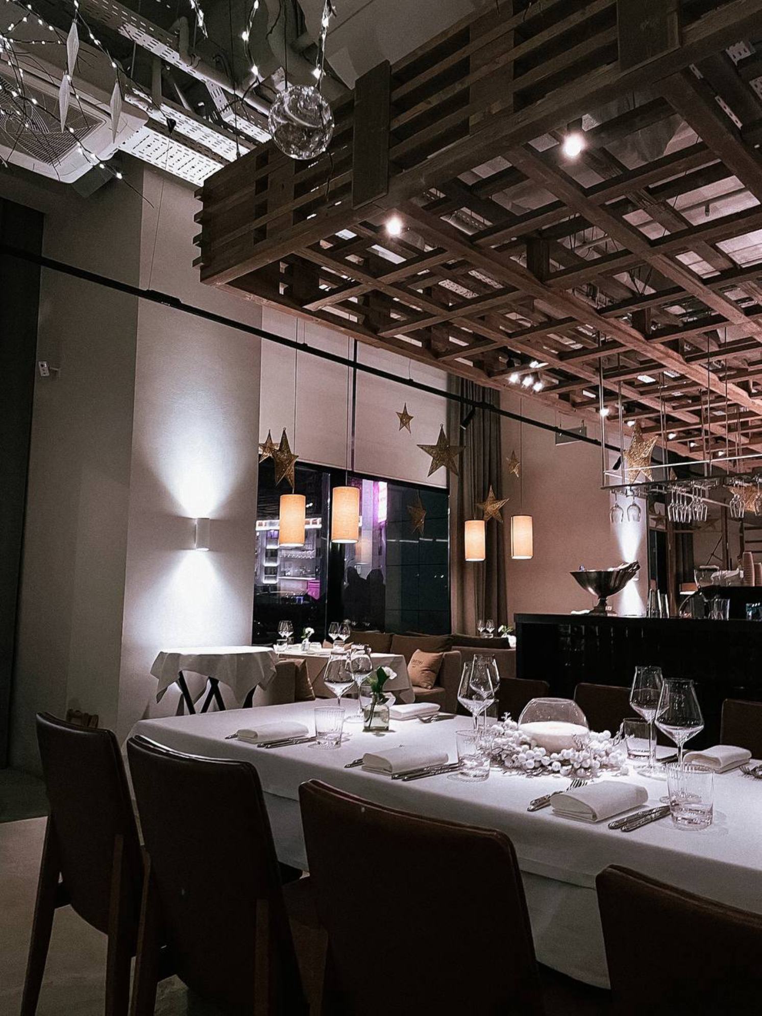 Интерьер Гастона.Автор: Анна Глущенко