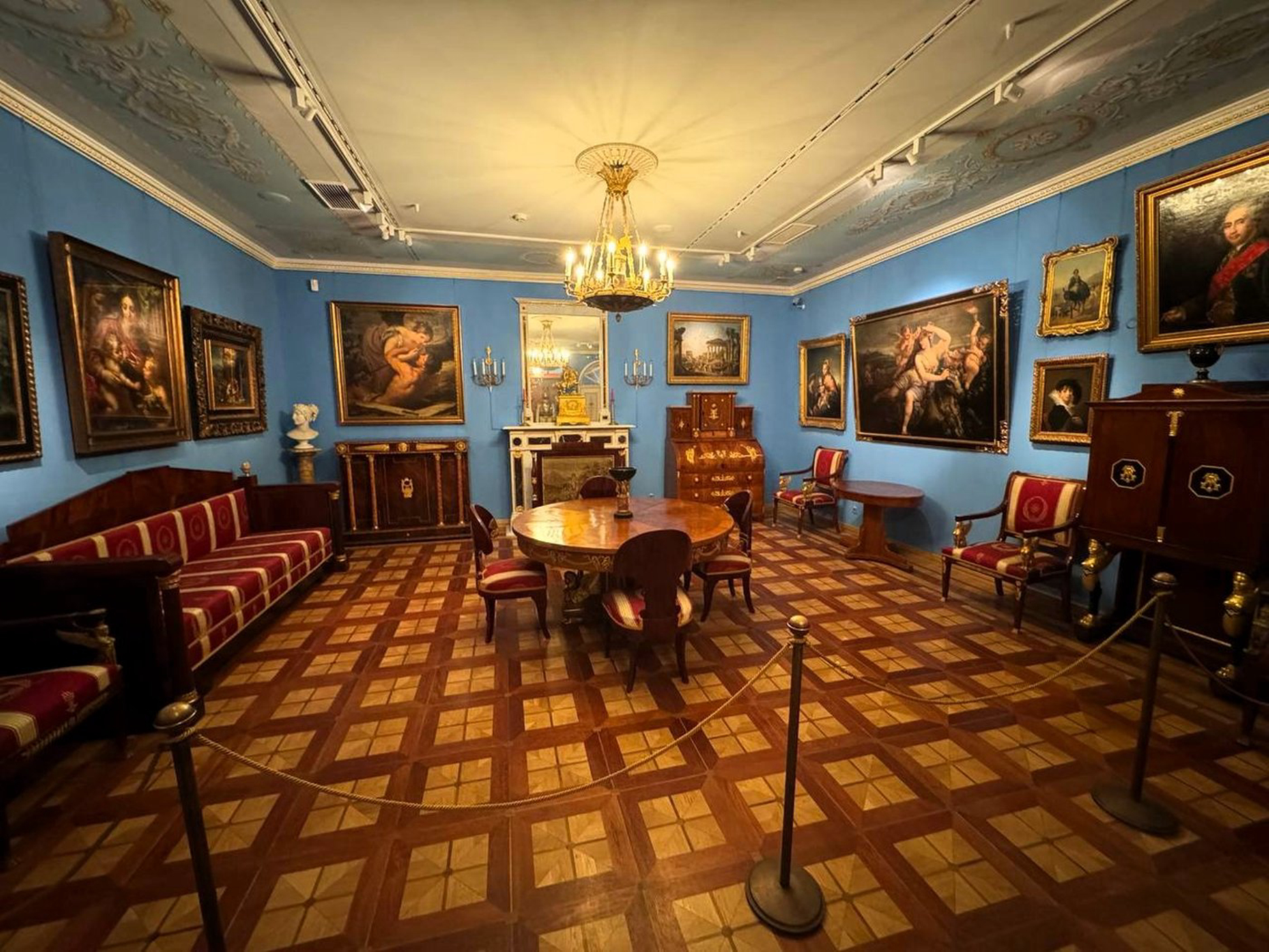 Один из залов, посвященных дворянскому сословию. Автор фото: Любовь Федорова