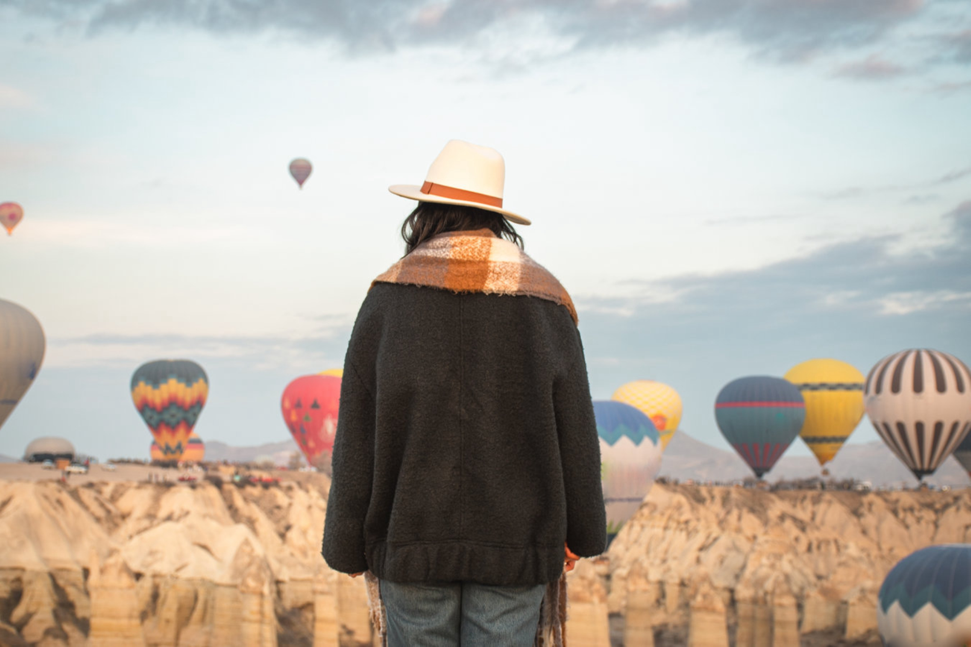 Перед поездкой изучите прогноз погоды и возьмите соответствующую одежду. shutterstock.com