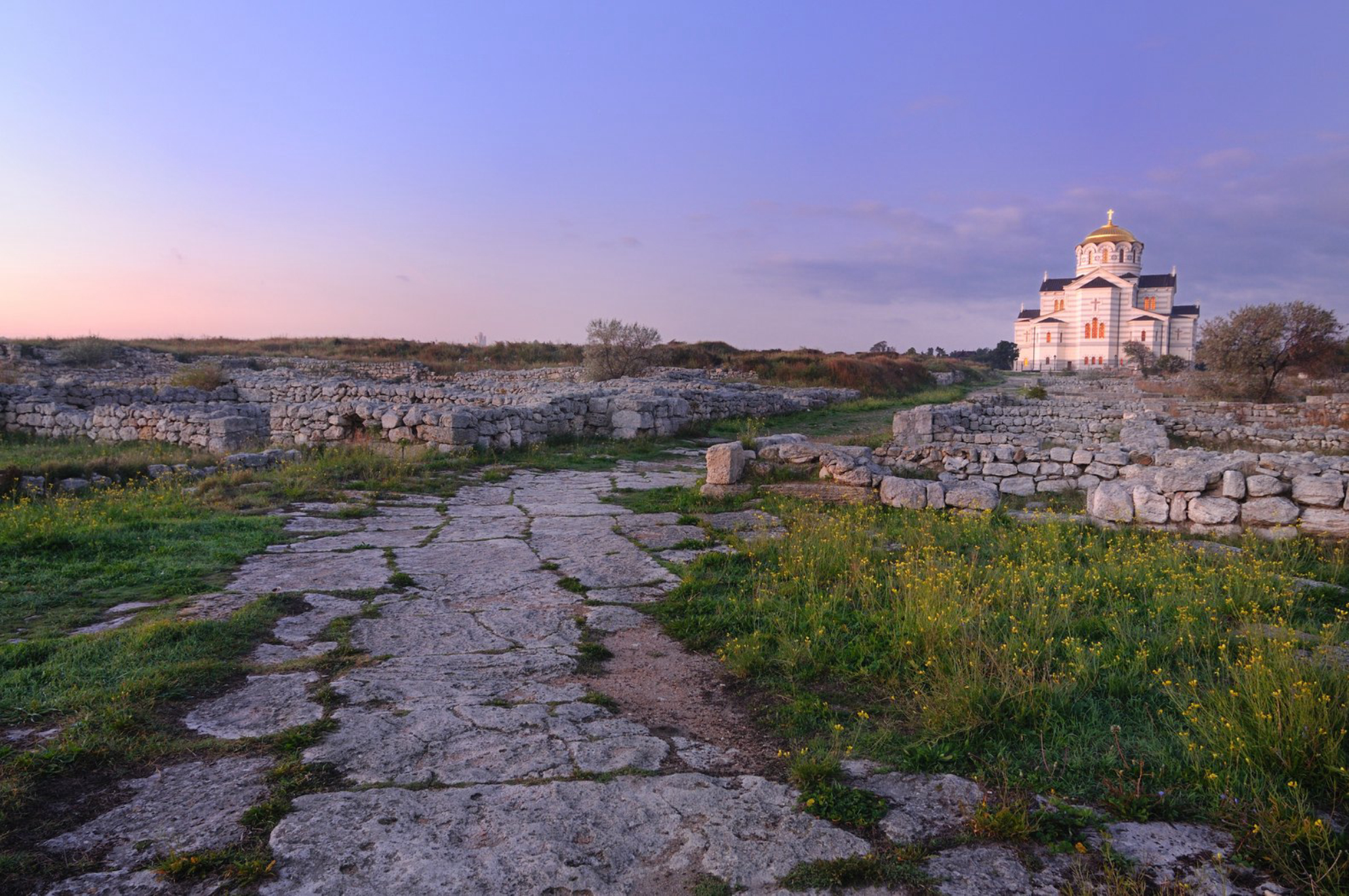 Храмы Крыма: главные соборы, церкви и святые места полуострова