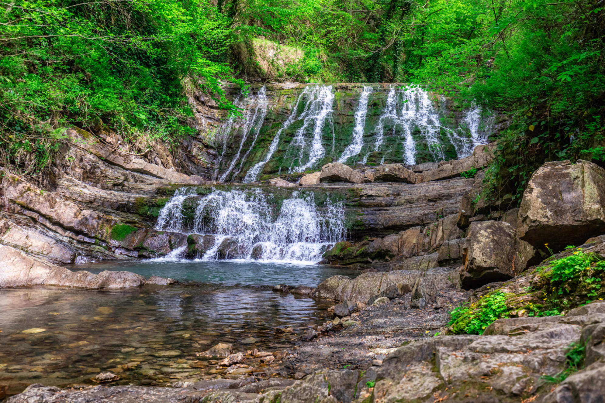 Каскадный водопад в Сочи. Источник фото: Shutterstock