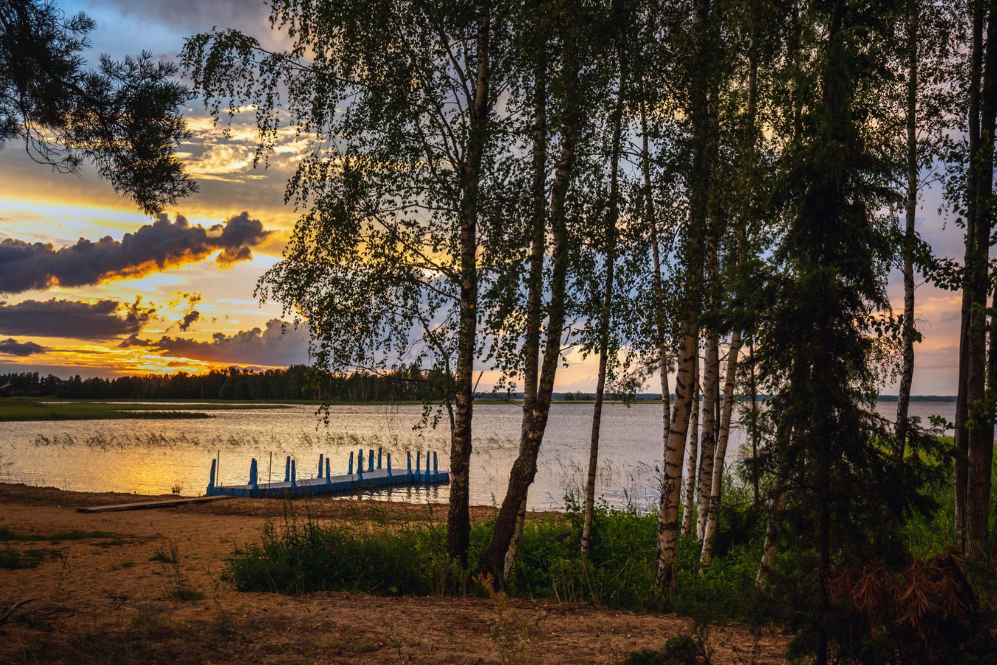 Летом здесь можно кататься на байдарках и купаться. Источник фото: shutterstock.com