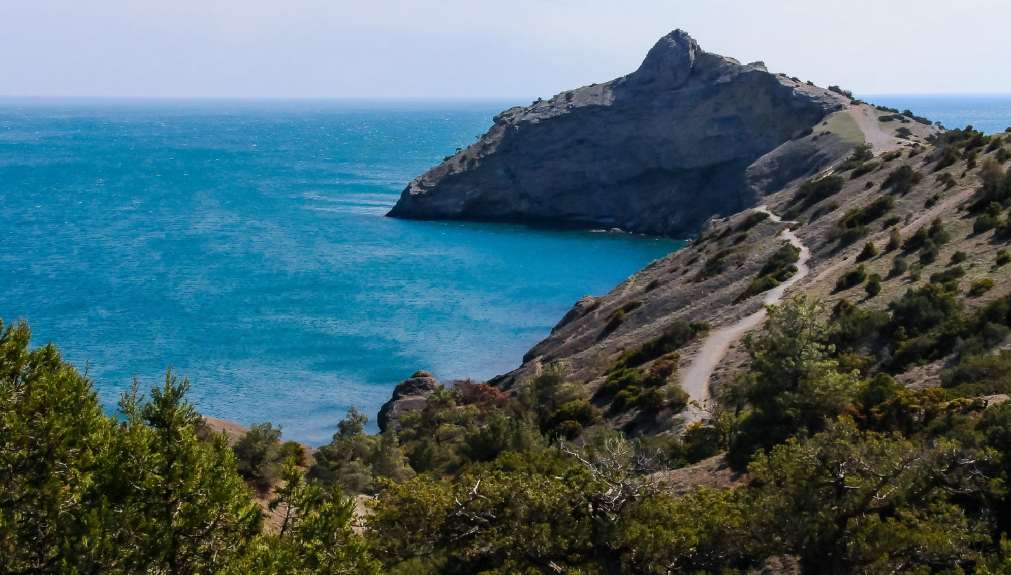 Обязательно берите с собой в рюкзак все необходимое - по пути магазинов нет. Источник фото: Shutterstock