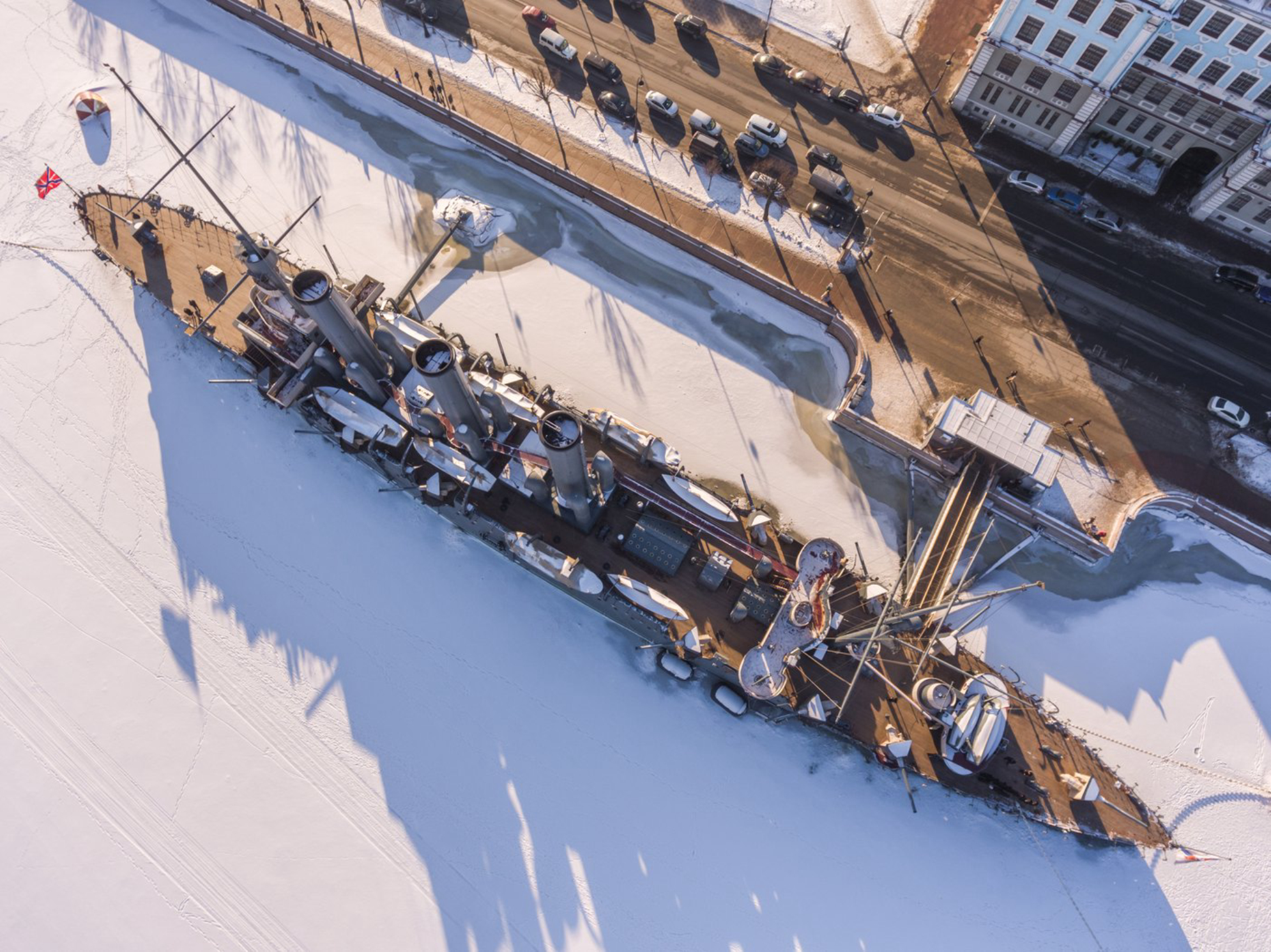 Попасть на борт можно как индивидуально, так и в составе группы. Источник фото: shutterstock.com