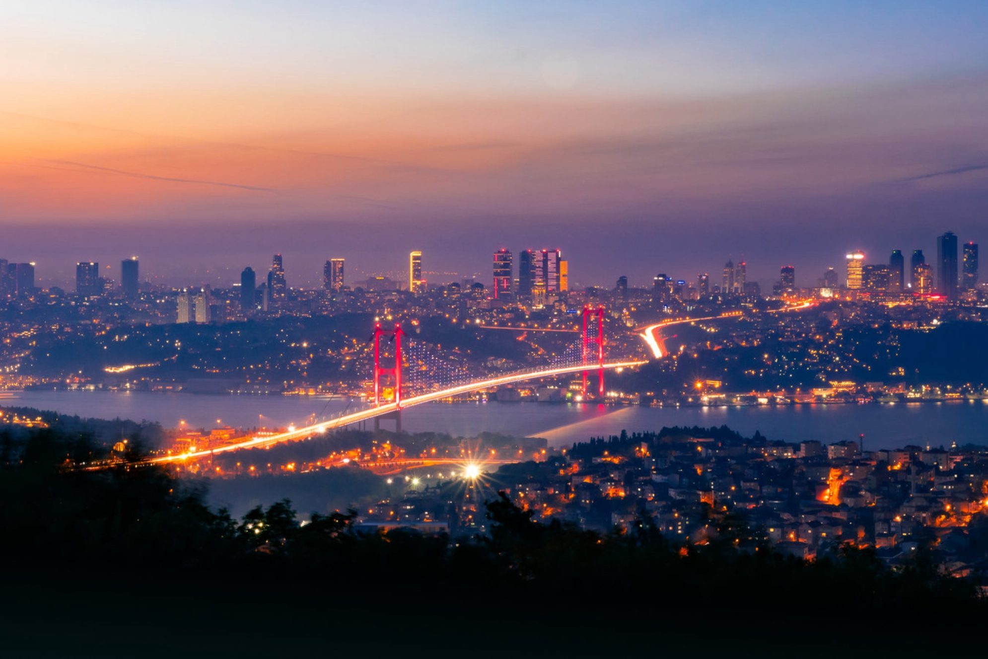 У Стамбула уникальное расположение: на стыке двух континентов. shutterstock.com